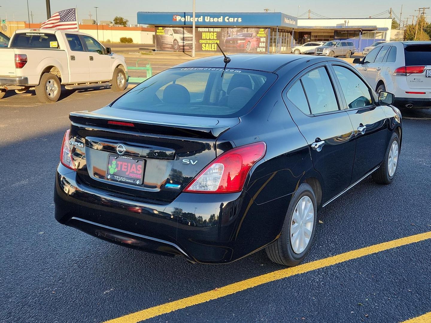 2016 Super Black - KH3 /Charcoal - G Nissan Versa S (3N1CN7AP6GL) with an Engine: 1.6L DOHC 16 Valve 4-Cylinder engine, located at 4110 Avenue Q, Lubbock, 79412, 33.556553, -101.855820 - Photo#1