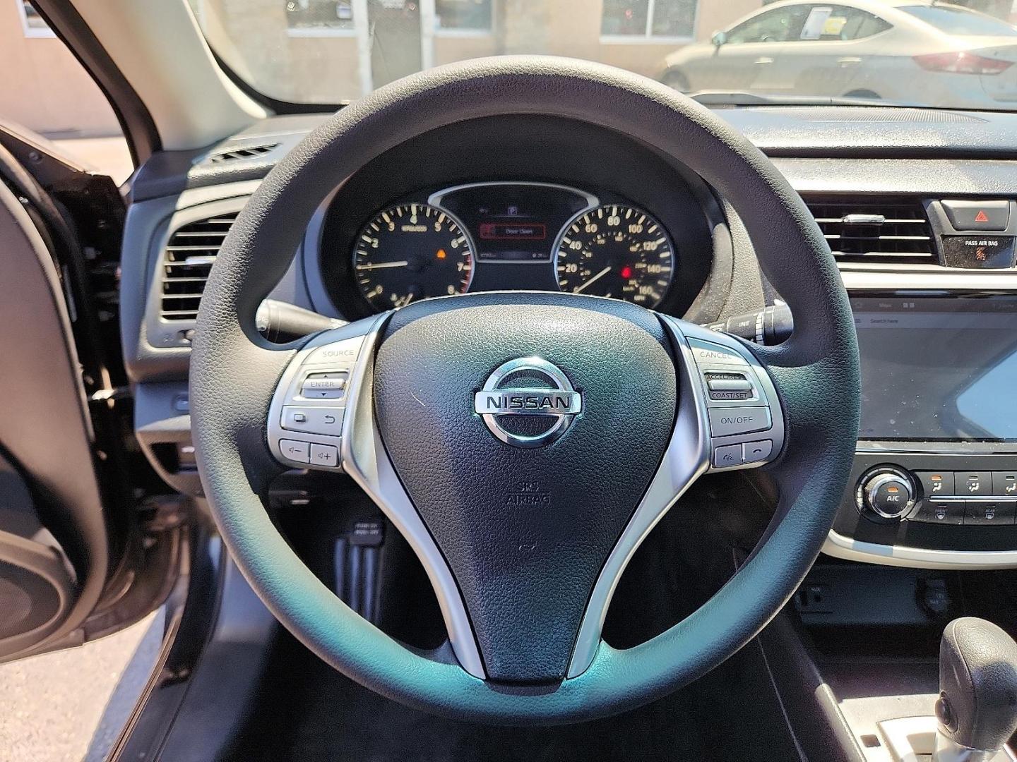 2016 Super Black Nissan Altima 2.5 S (1N4AL3AP0GC) with an 2.5L I-4 DOHC, variable valve control, regular unleaded, engine with 182HP engine, located at 4110 Avenue Q, Lubbock, 79412, 33.556553, -101.855820 - Photo#10
