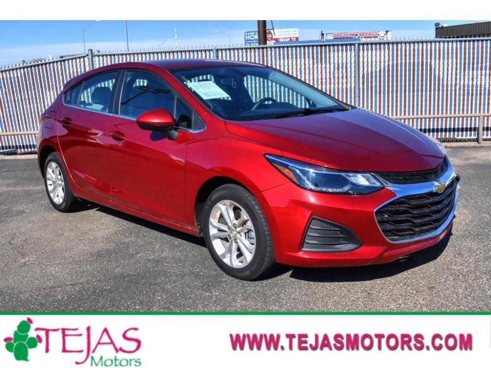 2019 CAJUN RED TINTCOAT /JET BLACK/GALVANIZED Chevrolet Cruze 4dr HB LT (3G1BE6SM9KS) with an 4 Cylinder Engine engine, 6-SPEED AUTOMATIC transmission, located at 3701 Avenue Q, Lubbock, 79412, 33.560417, -101.855019 - Photo #0