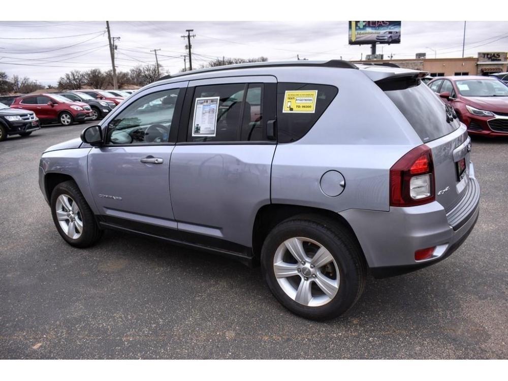 2016 BILLET SILVER METALLIC CLEARCOAT /DARK SLATE GRAY Jeep Compass 4WD 4dr Sport (1C4NJDBB4GD) with an 2.4L I4 DOHC 16V Dual VVT engine, AUTOMATIC transmission, located at 3701 Avenue Q, Lubbock, 79412, 33.560417, -101.855019 - Photo #2