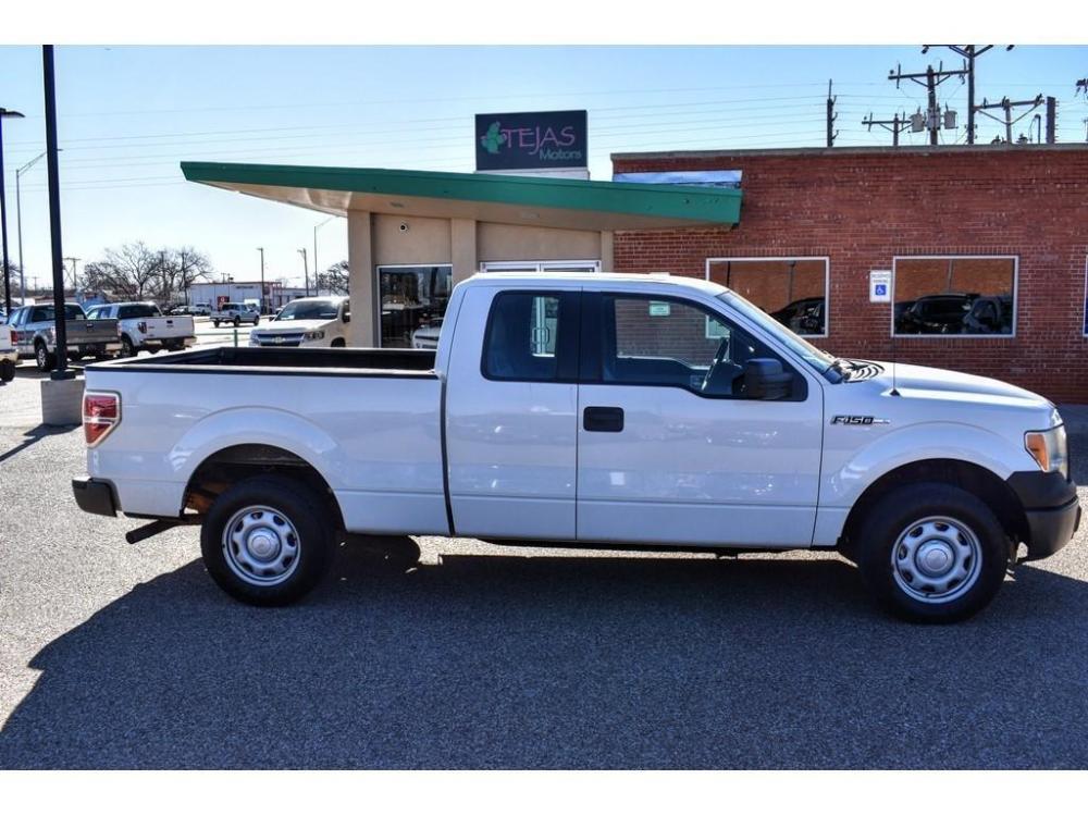 2011 WHITE /GRAY Ford F-150 (1FTFX1CF2BK) with an 5.0L V8 FFV ENGINE engine, 6-SPEED ELECTRONIC AUTOMATIC TRANSMISSION W/OD and TOW/HAUL MODE transmission, located at 3701 Avenue Q, Lubbock, 79412, (806) 762-3556, 33.560417, -101.855019 - Photo #1