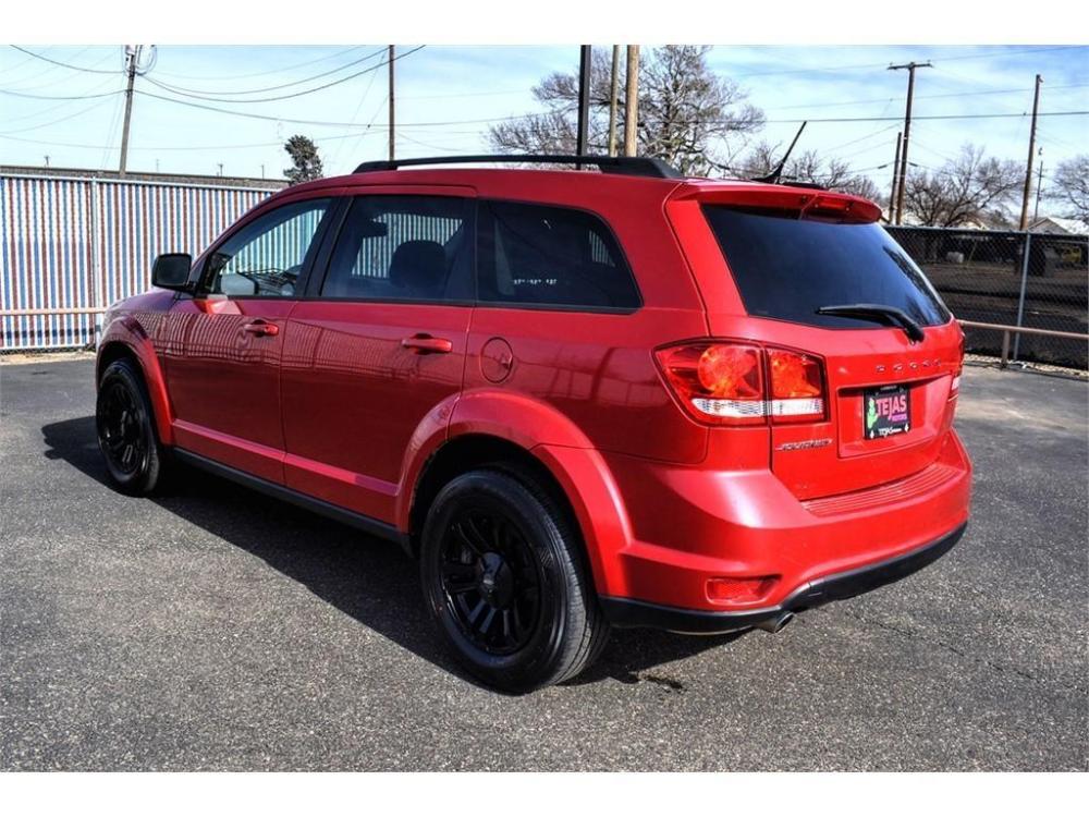 2016 RED /BLACK Dodge Journey (3C4PDCBGXGT) with an 3.6L V6 DOHC 24V engine, 6-SPEED AUTOMATIC transmission, located at 3701 Avenue Q, Lubbock, 79412, (806) 762-3556, 33.560417, -101.855019 - Photo #2