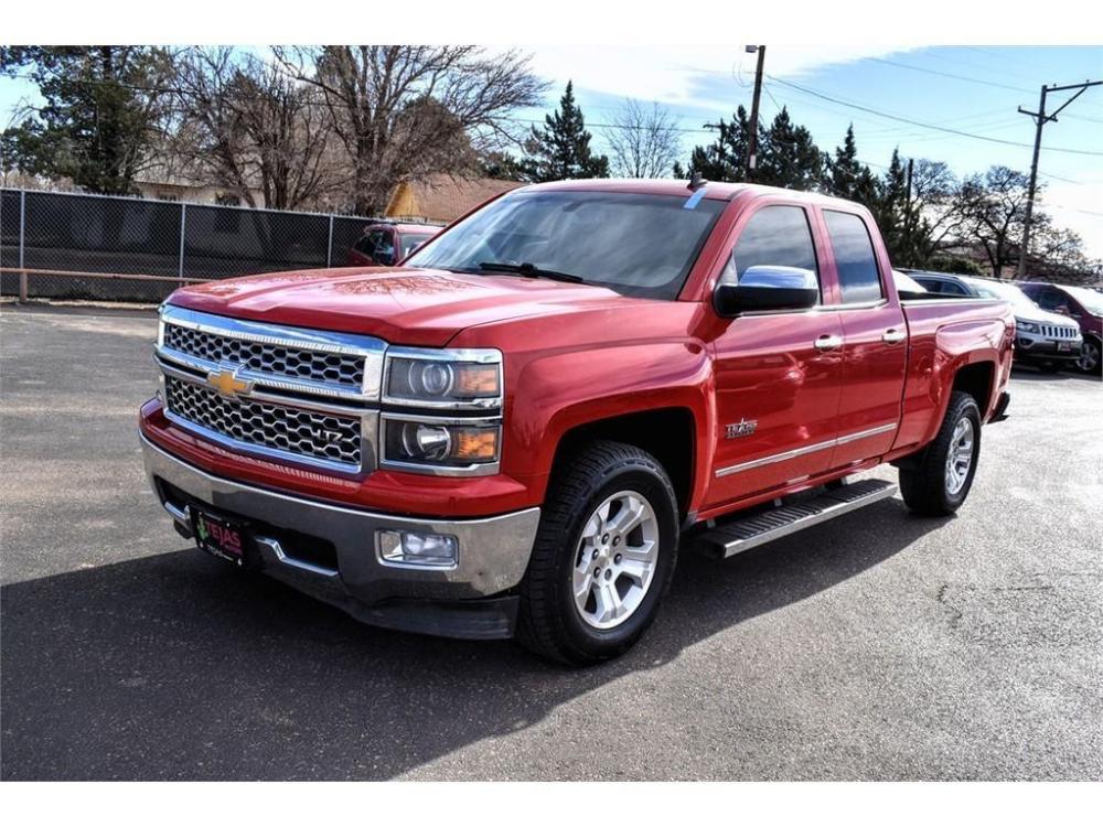 2014 RED /BROWN Chevrolet Silverado 1500 (1GCRCSEC8EZ) with an 8 Cylinder Engine engine, AUTOMATIC transmission, located at 3701 Avenue Q, Lubbock, 79412, (806) 762-3556, 33.560417, -101.855019 - Photo #3