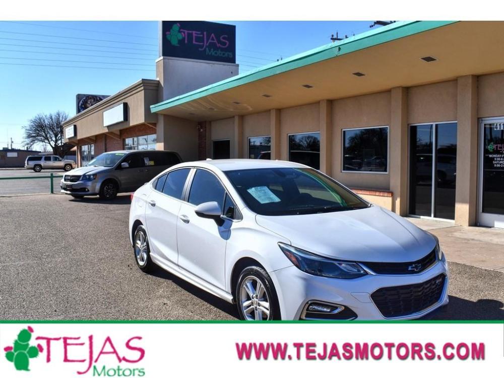 2018 WHITE /BLACK Chevrolet Cruze (1G1BE5SM7J7) with an 1.4L L4 DOHC 16V TURBO engine, 6-SPEED AUTOMATIC transmission, located at 3701 Avenue Q, Lubbock, 79412, 33.560417, -101.855019 - Photo #0
