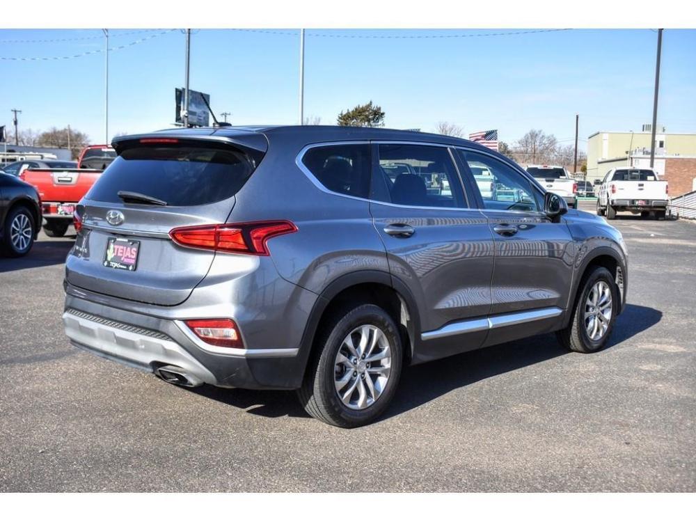 2019 GRAY /GRAY Hyundai Santa Fe (5NMS23AD9KH) with an Engine: 2.4L GDI E-CVVT 16-Valve 4-Cylinder -inc: Idle Stop and Go (IGS) engine, 8-SPEED AUTOMATIC transmission, located at 3701 Avenue Q, Lubbock, 79412, 33.560417, -101.855019 - Photo #1
