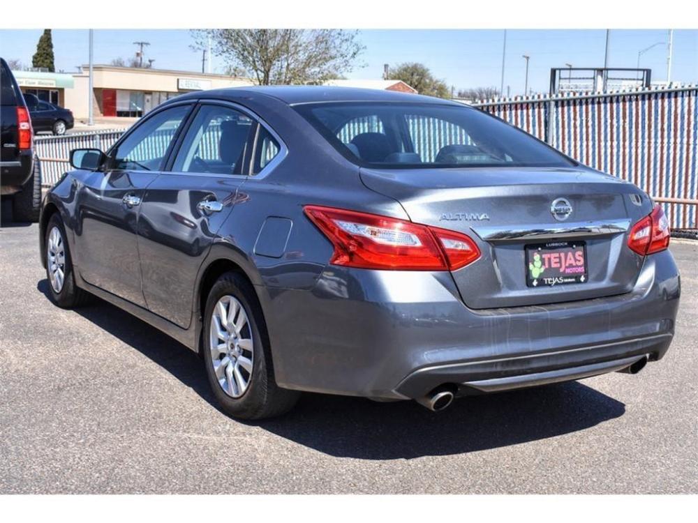 2016 BRILLIANT SILVER Nissan Altima (1N4AL3APXGC) with an Engine: 2.5L DOHC 16-Valve 4-Cylinder engine, CONTINUOUSLY VARIABLE TRANSMISSION transmission, located at 3701 Avenue Q, Lubbock, 79412, 33.560417, -101.855019 - Photo #2