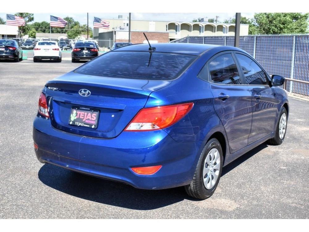 2016 BLUE Hyundai Accent (KMHCT4AE1GU) with an Engine: 1.6L DOHC 16-Valve I-4 GDI -inc: Dual Continuously Variable Valve Timing (D-CVVT), GDI variable induction system and alu engine, 6-SPEED AUTOMATIC transmission, located at 3701 Avenue Q, Lubbock, 79412, 33.560417, -101.855019 - Photo #3