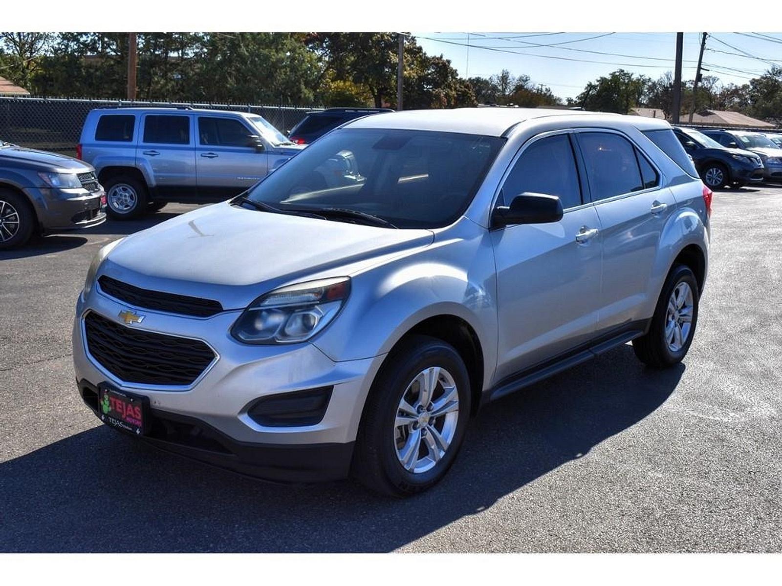 2017 Silver Ice Metallic /Jet Black Chevrolet Equinox LS (2GNALBEK0H1) with an ENGINE, 2.4L DOHC 4-CYLINDER SIDI (SPARK IGNITION DIRECT INJECTION) engine, located at 4110 Avenue Q, Lubbock, 79412, 33.556553, -101.855820 - Photo #1