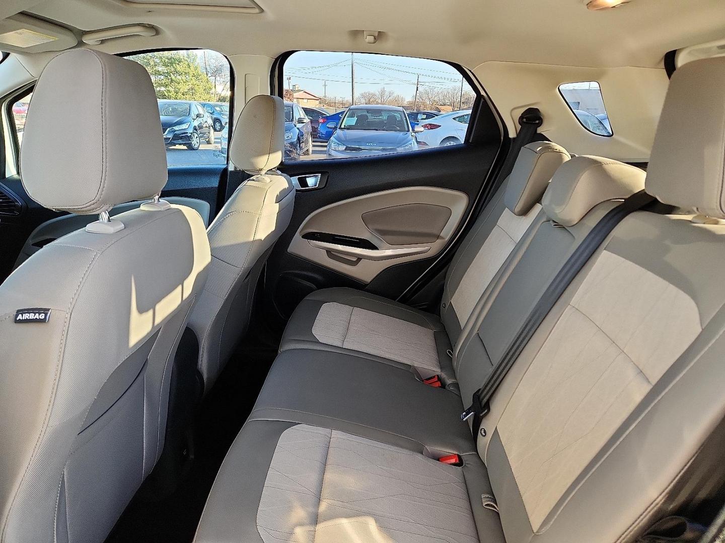2018 WHITE Ford EcoSport SE (MAJ3P1TE1JC) with an EcoBoost 1L I-3 gasoline direct injection, DOHC, variable valve control, intercooled turbo, regular unleaded, engine with 123HP engine, located at 4110 Avenue Q, Lubbock, 79412, 33.556553, -101.855820 - 04/13/2023 KEYS IN ENVELOPE GOD - Photo#4