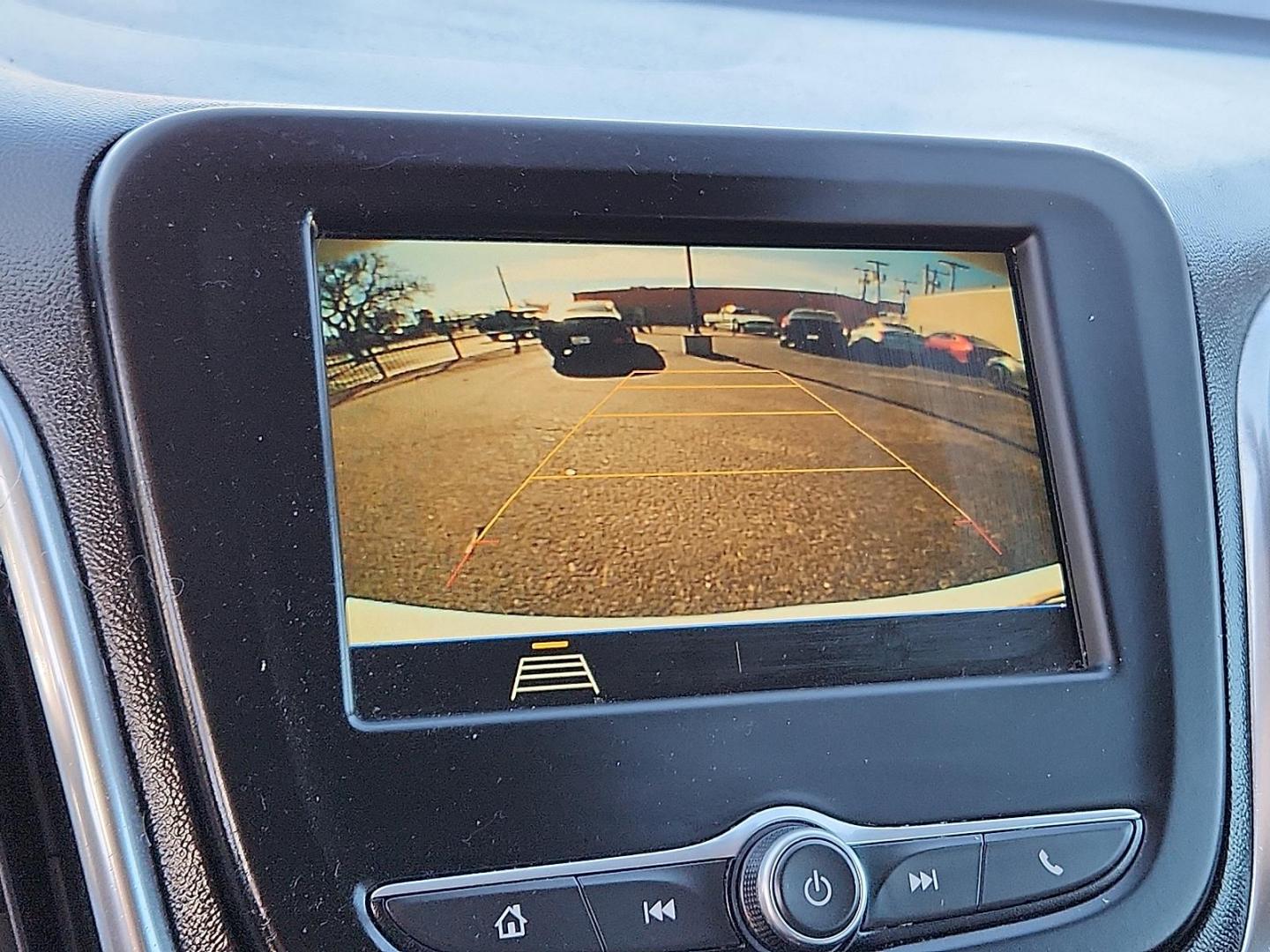 2019 Summit White - GAZ /Jet Black/Cinnamon - HQJ Chevrolet Equinox LT (2GNAXKEV5K6) with an 1.5L I-4 gasoline direct injection, DOHC, VVT variable valve control, intercooled turbo, regular unleaded, engine with 170HP engine, located at 4110 Avenue Q, Lubbock, 79412, 33.556553, -101.855820 - Photo#7