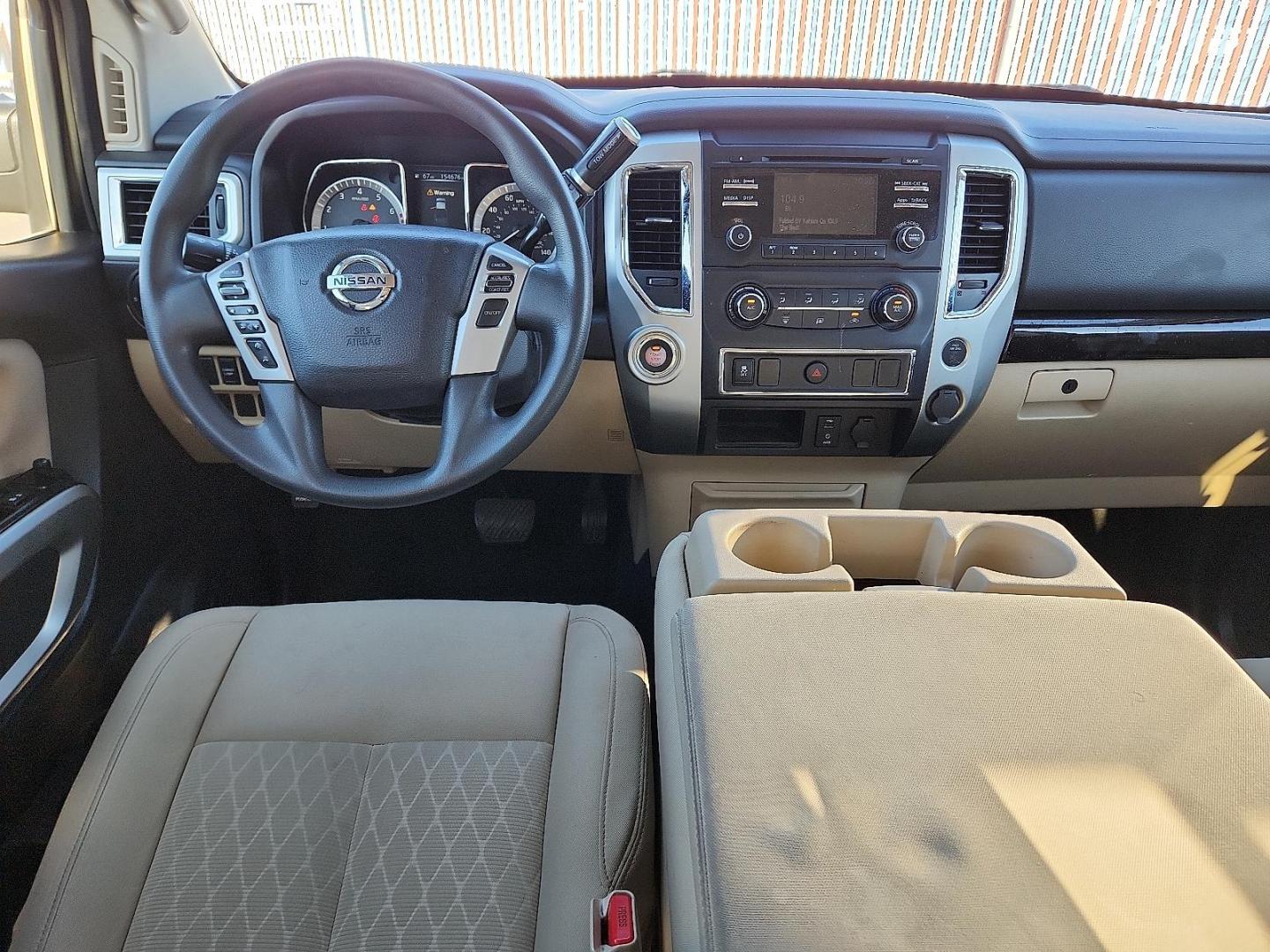 2017 Magnetic Black Nissan TITAN SV (1N6AA1EK2HN) with an Endurance 5.6L V-8 gasoline direct injection, VVEL DOHC, variable valve control, regular unleaded, engine with 390HP engine, located at 4110 Avenue Q, Lubbock, 79412, 33.556553, -101.855820 - Photo#6
