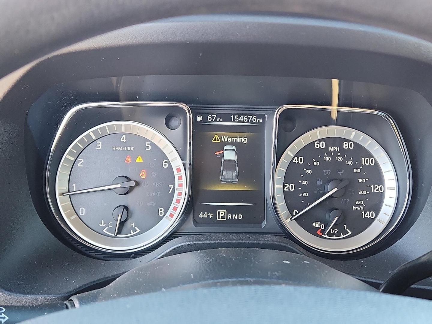 2017 Magnetic Black Nissan TITAN SV (1N6AA1EK2HN) with an Endurance 5.6L V-8 gasoline direct injection, VVEL DOHC, variable valve control, regular unleaded, engine with 390HP engine, located at 4110 Avenue Q, Lubbock, 79412, 33.556553, -101.855820 - Photo#9