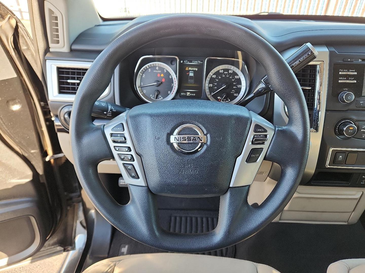 2017 Magnetic Black Nissan TITAN SV (1N6AA1EK2HN) with an Endurance 5.6L V-8 gasoline direct injection, VVEL DOHC, variable valve control, regular unleaded, engine with 390HP engine, located at 4110 Avenue Q, Lubbock, 79412, 33.556553, -101.855820 - Photo#10