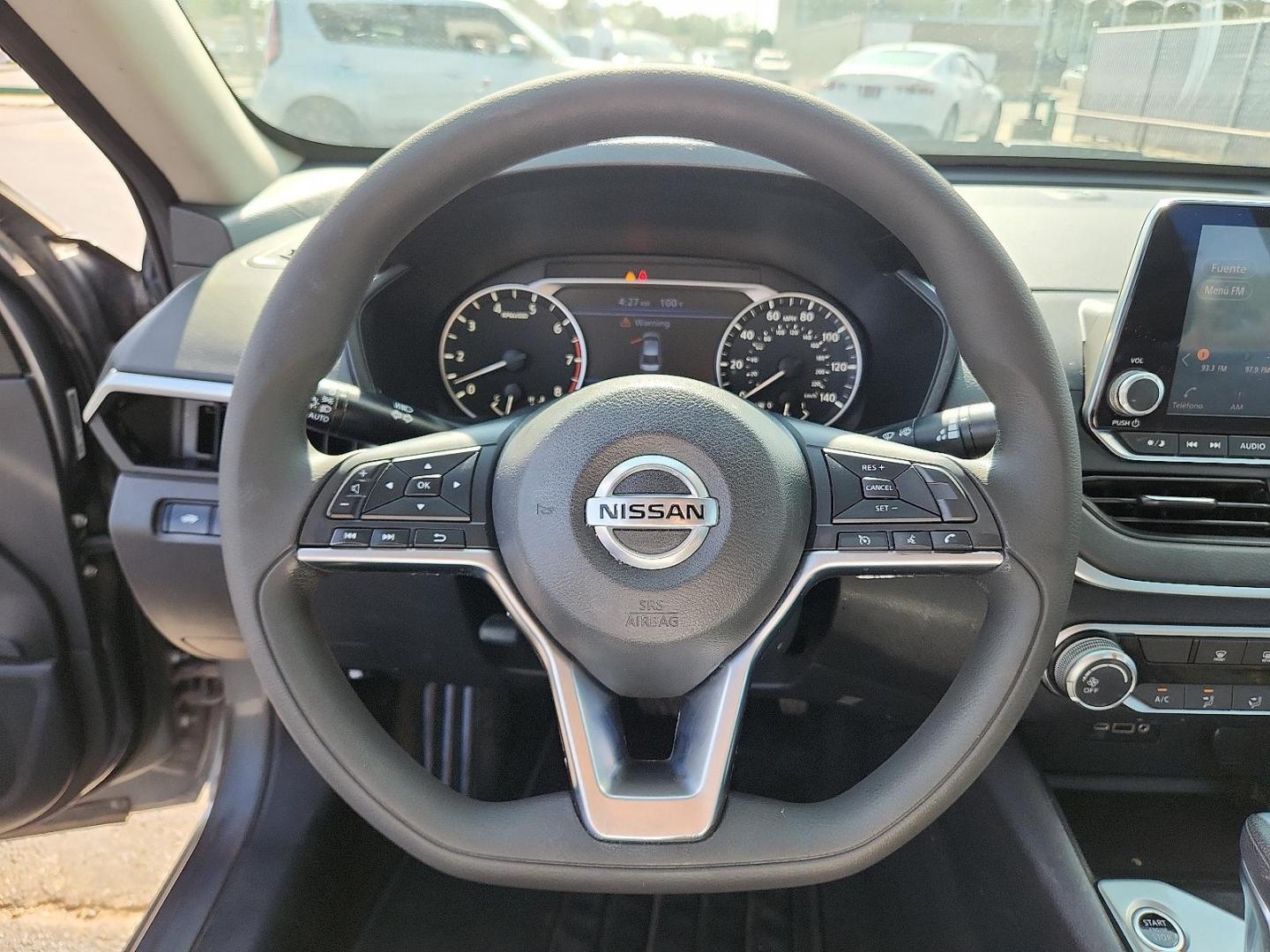 2019 GRAY Nissan Altima 2.5 S (1N4BL4BW7KC) with an 2.5L I-4 gasoline direct injection, DOHC, CVTCS variable valve control, regular unleaded, engine with 182HP engine, located at 4110 Avenue Q, Lubbock, 79412, 33.556553, -101.855820 - Photo#11