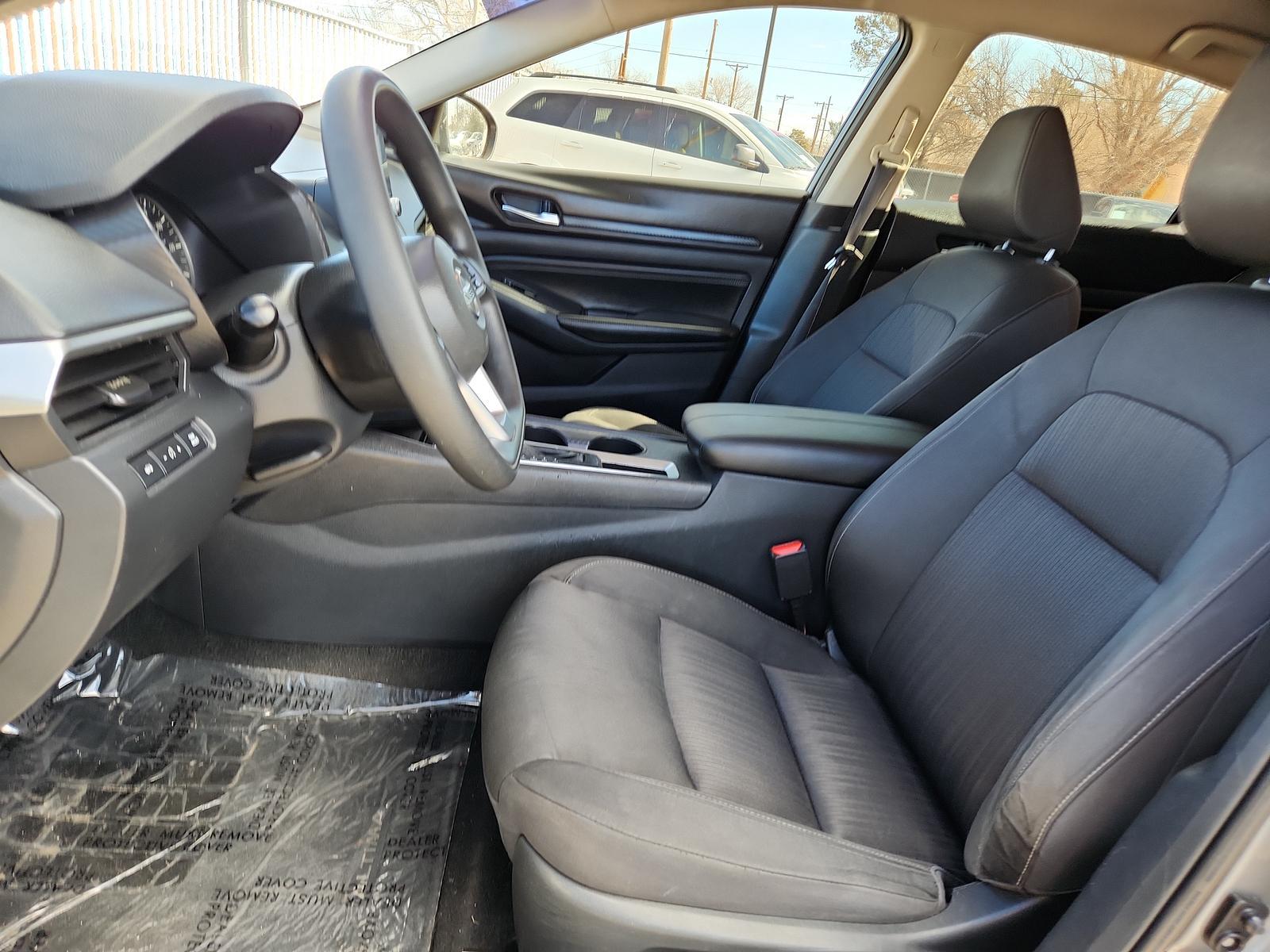 2019 Gun Metallic /Charcoal Nissan Altima 2.5 S (1N4BL4BV2KC) with an Engine: 2.5L DOHC 16-Valve 4-Cylinder engine, located at 4110 Avenue Q, Lubbock, 79412, 33.556553, -101.855820 - 02/02/2023 KEY IN ENVELOPE GOD - Photo #6