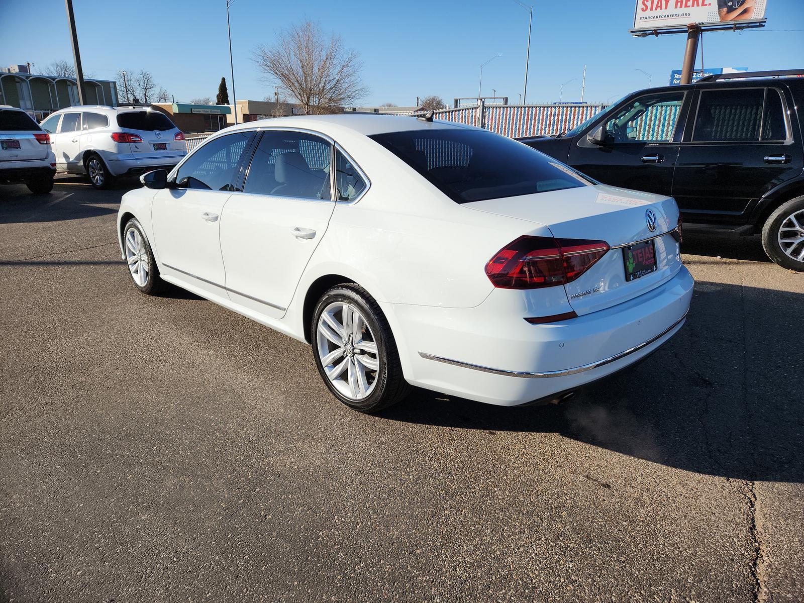 2017 Pure White /Cornsilk Beige w/Brown Volkswagen Passat 1.8T SE w/Technology (1VWGT7A38HC) with an Engine: 1.8L TSI 170 HP 16V Turbo 4-Cylinder -inc: direct injection engine, located at 4110 Avenue Q, Lubbock, 79412, 33.556553, -101.855820 - Photo #2