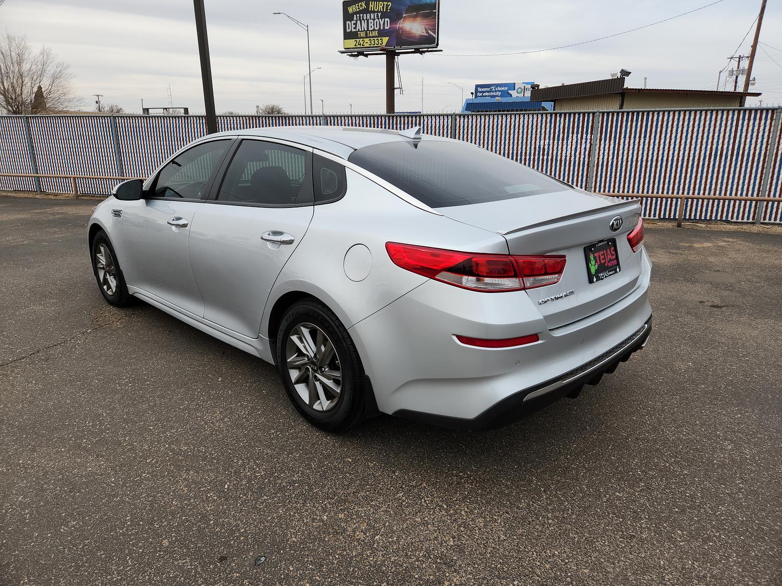 2019 Sparkling Silver /Black Kia Optima LX (5XXGT4L36KG) with an Engine: 2.4L DOHC I4 GDI engine, located at 4110 Avenue Q, Lubbock, 79412, 33.556553, -101.855820 - 03/01/2023 KEY IN ENVELOPE GOD - Photo #2