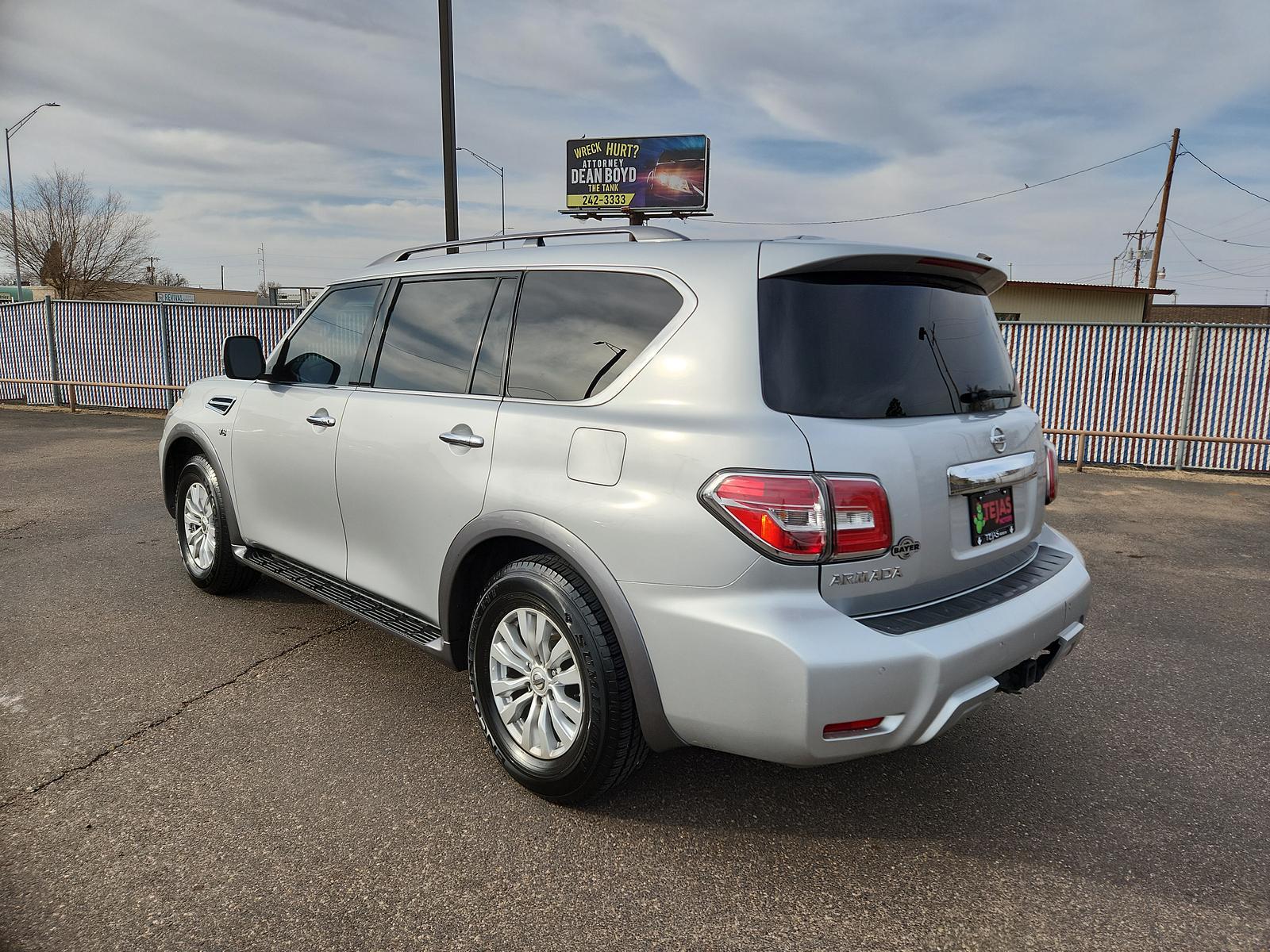 2017 Brilliant Silver /Charcoal Nissan Armada SV (JN8AY2NC8H9) with an Engine: 5.6L DOHC 32V Endurance V8 engine, located at 4110 Avenue Q, Lubbock, 79412, 33.556553, -101.855820 - 03/09/2023 INSPECTION IN ENVELOPE 03/21/2023 KEY IN ENVELOPE GOD - Photo #2