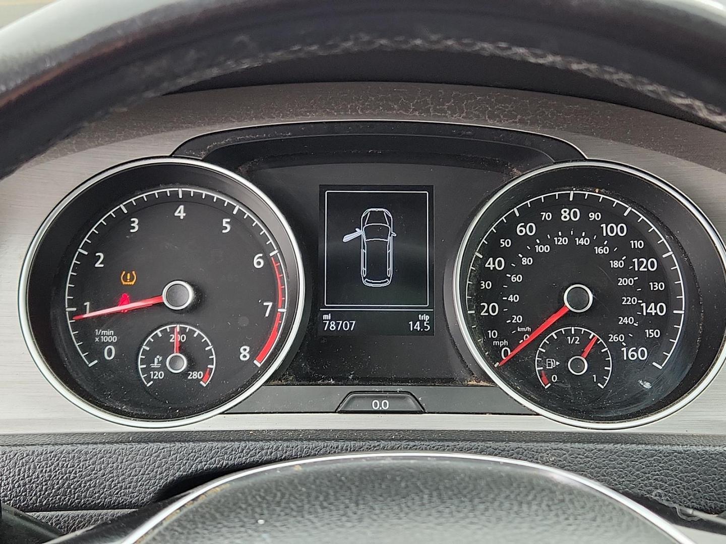 2017 Black - A1A1 /Beige - XW Volkswagen Golf SportWagen SE (3VWC17AU3HM) with an Engine: 1.8L TSI DOHC 16V 4 Cylinder Turbocharged engine, located at 4110 Avenue Q, Lubbock, 79412, 33.556553, -101.855820 - Photo#9