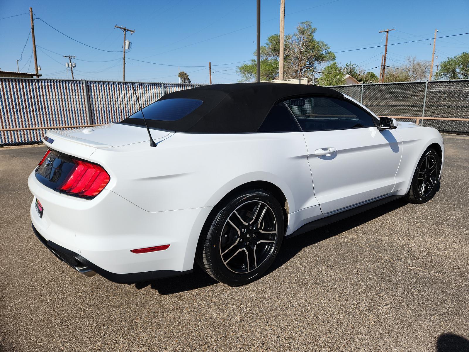 2018 Oxford White - YZ /Ebony w/Metal Gray Stitch - 51 Ford Mustang EcoBoost Premium (1FATP8UH2J5) with an ENGINE: 2.3L ECOBOOST engine, located at 4110 Avenue Q, Lubbock, 79412, 33.556553, -101.855820 - 04/08/2023 KEY IN ENVELOPE GOD - Photo #3