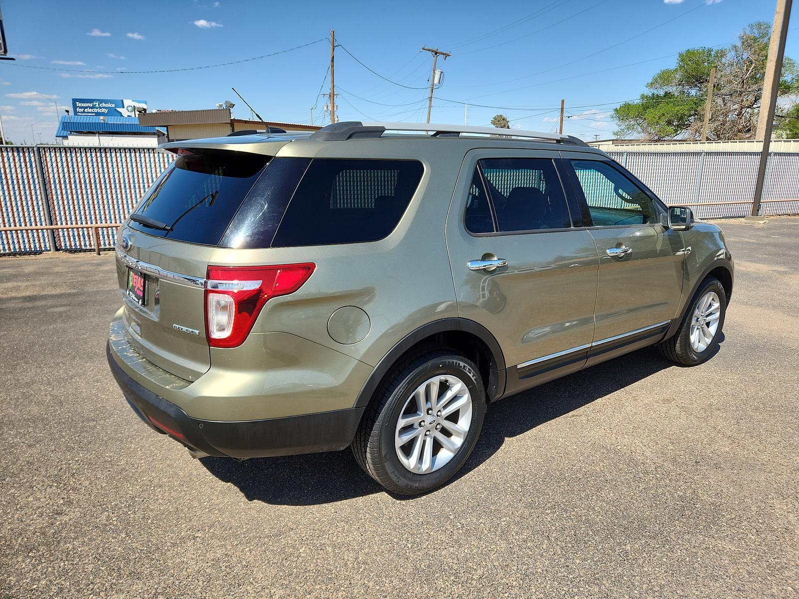 2013 GREEN Ford Explorer XLT (1FM5K7D86DG) with an 3.5L TI-VCT V6 ENGINE engine, located at 4110 Avenue Q, Lubbock, 79412, 33.556553, -101.855820 - 04/08/2026 KEY IN ENVELOPE GOD - Photo #1