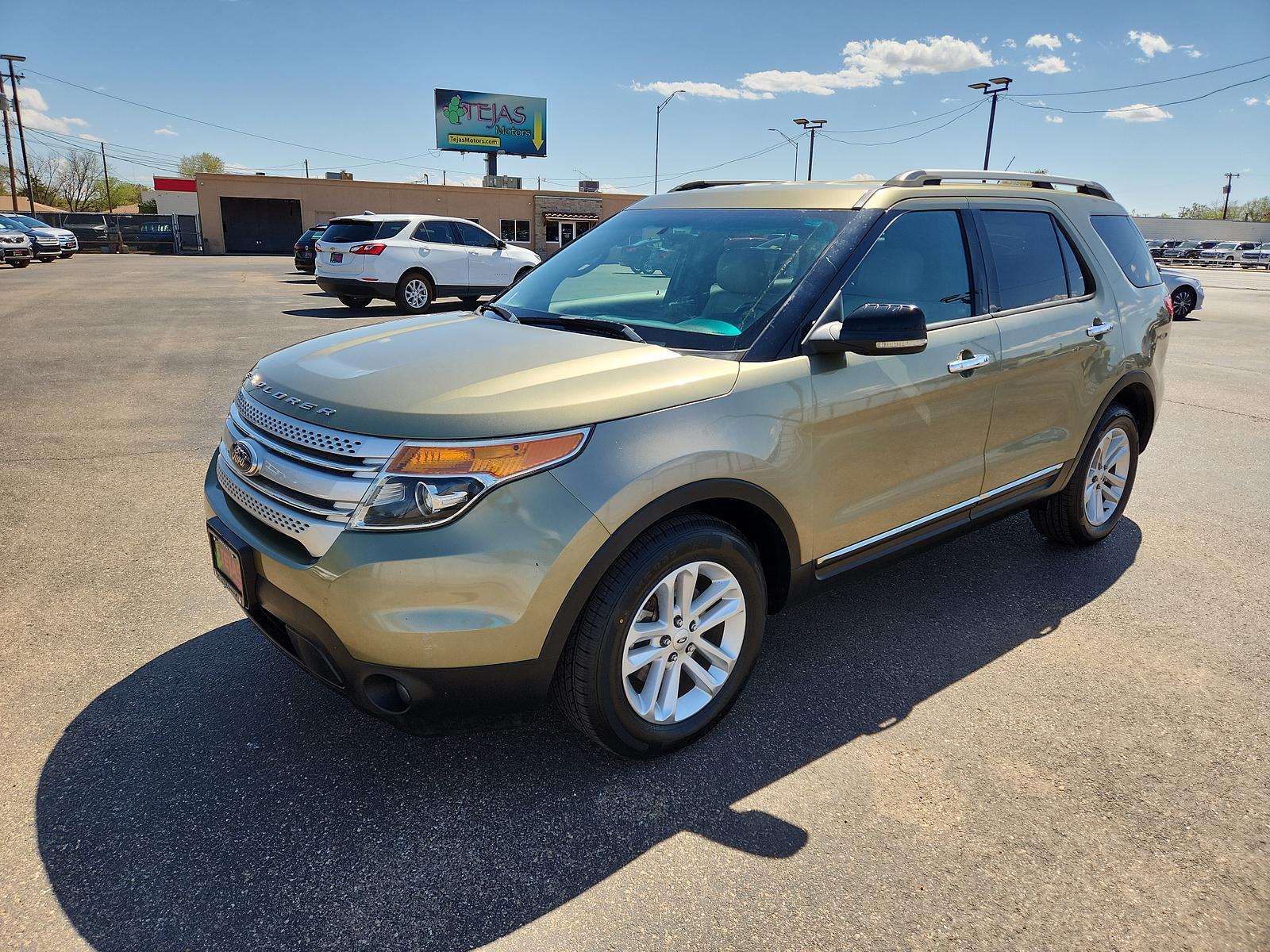 2013 GREEN Ford Explorer XLT (1FM5K7D86DG) with an 3.5L TI-VCT V6 ENGINE engine, located at 4110 Avenue Q, Lubbock, 79412, 33.556553, -101.855820 - 04/08/2026 KEY IN ENVELOPE GOD - Photo #3