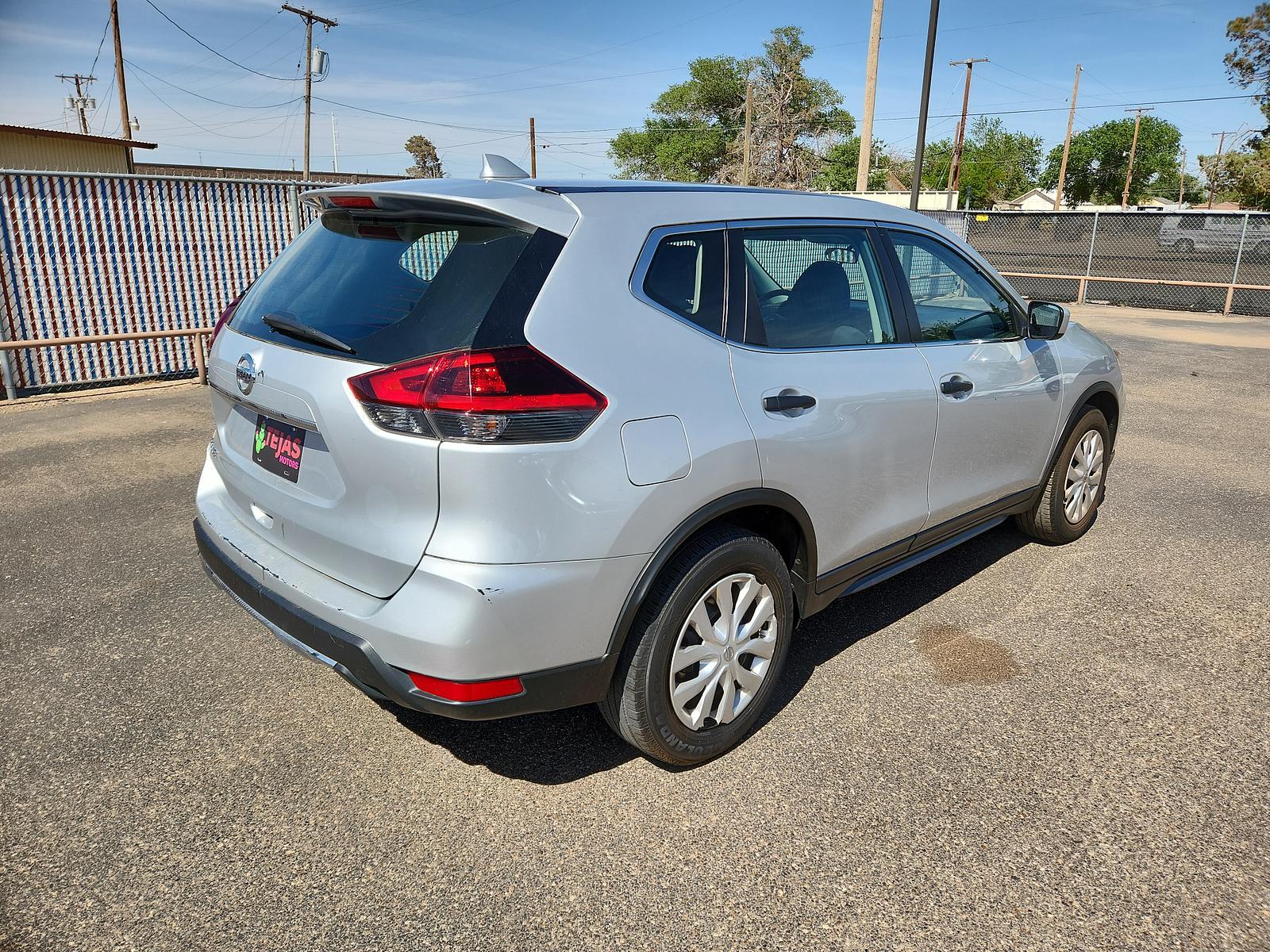2019 Brilliant Silver Metallic Nissan Rogue S (5N1AT2MT8KC) with an Engine: 2.5L DOHC 16-Valve I4 -inc: ECO mode engine, located at 4110 Avenue Q, Lubbock, 79412, 33.556553, -101.855820 - 04/26/2023 KEY IN ENVELOPE GOD - Photo #1