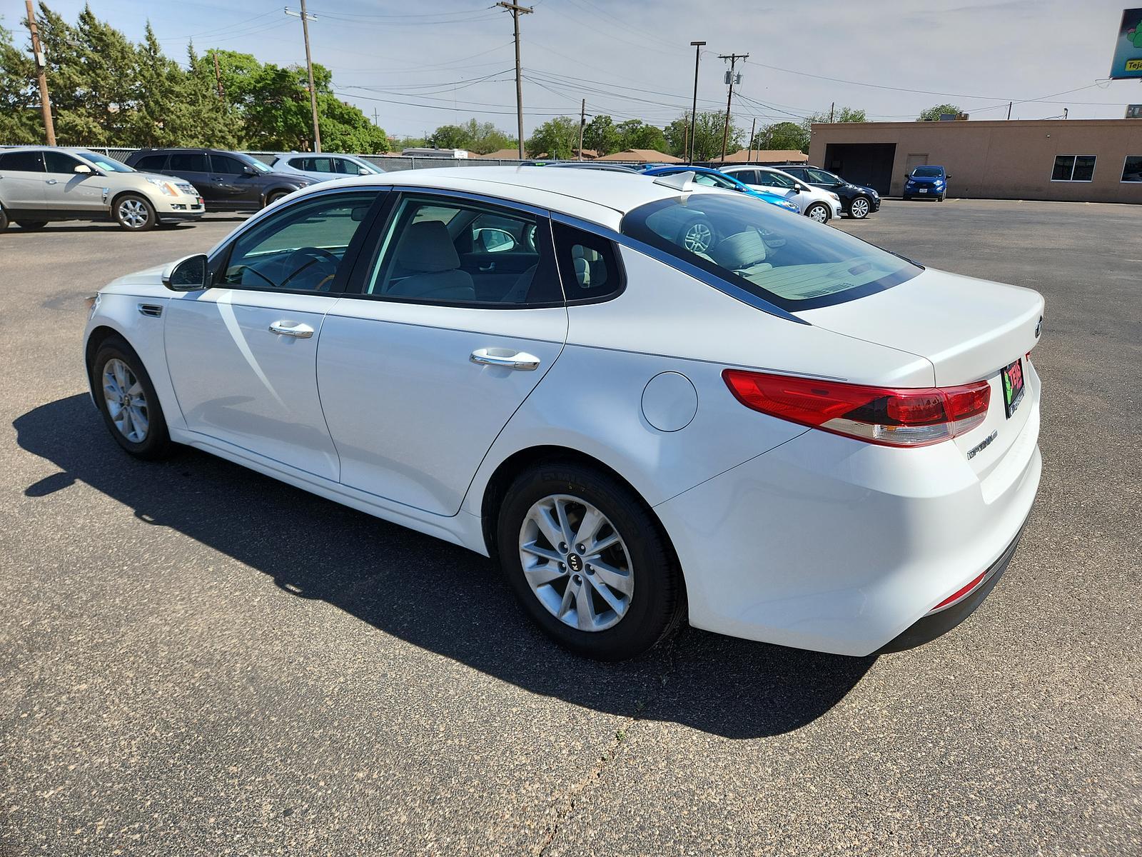 2016 WHITE Kia Optima LX (KNAGT4L32G5) with an Engine: 2.4L DOHC I4 GDI engine, located at 4110 Avenue Q, Lubbock, 79412, 33.556553, -101.855820 - 04/28/2023 KEY IN ENVELOPE GOD - Photo #2