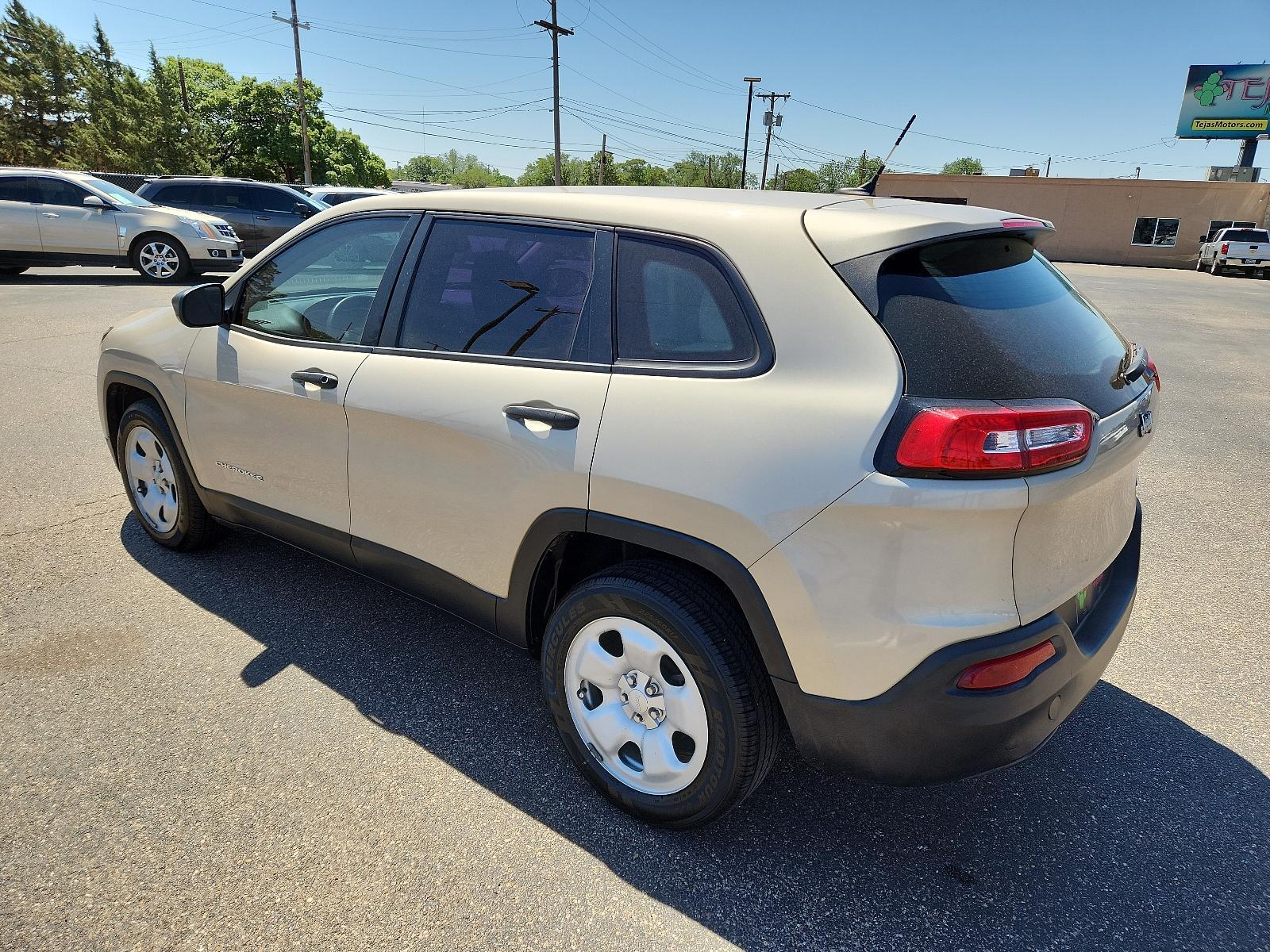 2015 GOLD Jeep Cherokee Sport (1C4PJLAB8FW) with an ENGINE: 2.4L I4 MULTIAIR engine, located at 4110 Avenue Q, Lubbock, 79412, 33.556553, -101.855820 - 05/06/2023 INSPECTION IN ENVELOPE GOD 05/10/2023 KEY IN ENVELOPE GOD - Photo #2