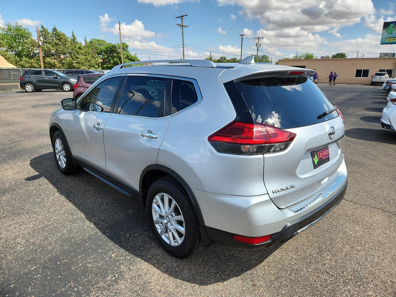 2017 SILVER Nissan Rogue SV (KNMAT2MT2HP) with an Engine: 2.5L DOHC 16-Valve I4 -inc: ECO mode engine, located at 4110 Avenue Q, Lubbock, 79412, 33.556553, -101.855820 - 05/24/2023 INSPECTION IN ENVELOPE GOD 05/27/2023 key in envelope god - Photo #2