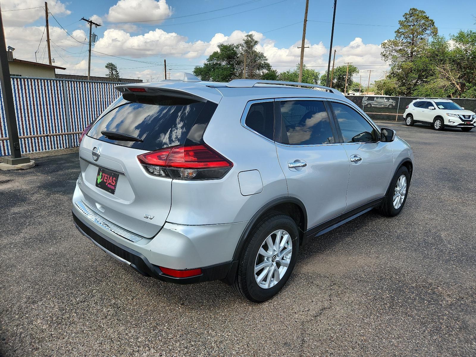 2017 SILVER Nissan Rogue SV (KNMAT2MT2HP) with an Engine: 2.5L DOHC 16-Valve I4 -inc: ECO mode engine, located at 4110 Avenue Q, Lubbock, 79412, 33.556553, -101.855820 - 05/24/2023 INSPECTION IN ENVELOPE GOD 05/27/2023 key in envelope god - Photo #1