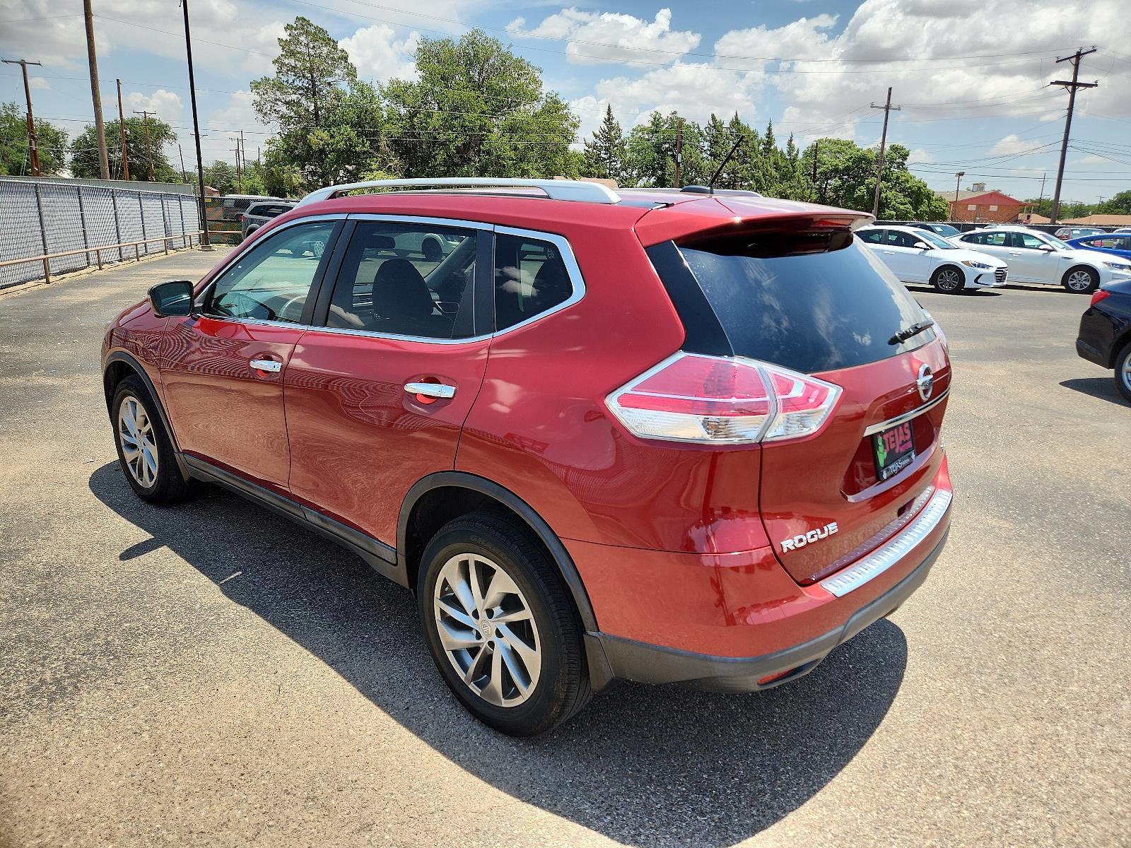 2015 Cayenne Red Nissan Rogue SL (5N1AT2MV3FC) with an Engine: 2.5L DOHC 16-Valve I4 -inc: ECO mode engine, located at 4110 Avenue Q, Lubbock, 79412, 33.556553, -101.855820 - 07/01/2023 INSPECTION IN ENVELOPE GOD 07/06/2023 KEY IN ENVELOPE GOD - Photo #2