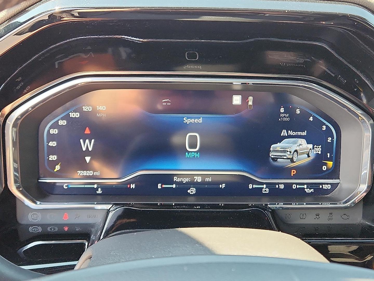 2022 /Jet Black/Graystone Chevrolet Silverado 1500 4WD Crew Cab Short Bed ZR2 (3GCUDHEL0NG) with an EcoTec3 6.2L V-8 gasoline direct injection, variable valve control, premium unleaded, engine with cylinder deactivation and 420HP engine, located at 4110 Avenue Q, Lubbock, 79412, 33.556553, -101.855820 - Photo#9