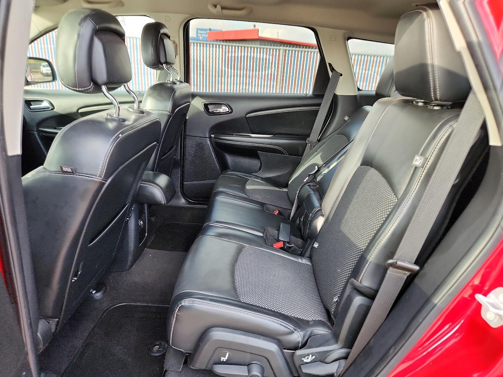 2019 RED Dodge Journey Crossroad (3C4PDCGG7KT) with an ENGINE: 3.6L V6 24V VVT engine, located at 4110 Avenue Q, Lubbock, 79412, 33.556553, -101.855820 - 11/10/2023 KEY IN ENVELOPE GOD - Photo #4