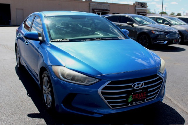 photo of 2018 Hyundai Elantra