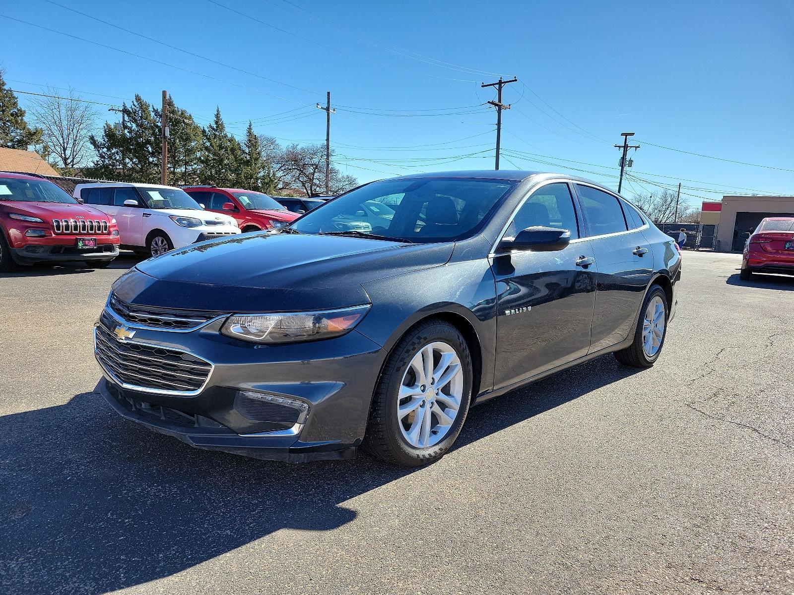 2018 GRAY /Jet Black - H0Y Chevrolet Malibu LT (1G1ZD5ST5JF) with an ENGINE, 1.5L TURBO DOHC 4-CYLINDER DI engine, located at 4110 Avenue Q, Lubbock, 79412, 33.556553, -101.855820 - 11/24/2023 INSPECTION IN ENVELOPE GOD 12/21/2023 KEY IN ENVELOPE GOD - Photo #3