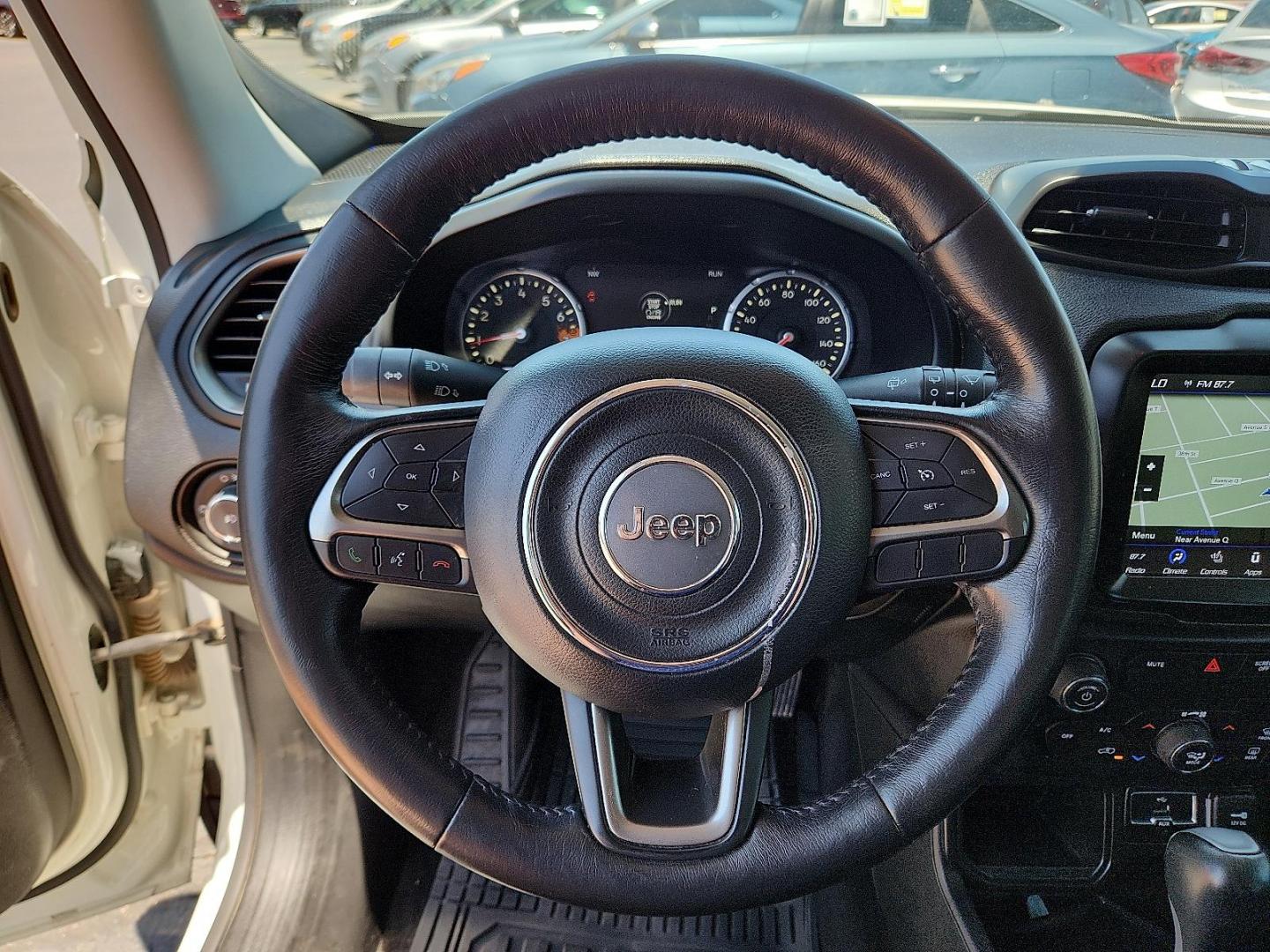 2018 WHITE Jeep Renegade Limited FWD (ZACCJADB3JP) with an Tigershark MultiAir 2.4L I-4 variable valve control, regular unleaded, engine with 180HP engine, located at 4110 Avenue Q, Lubbock, 79412, 33.556553, -101.855820 - Photo#10