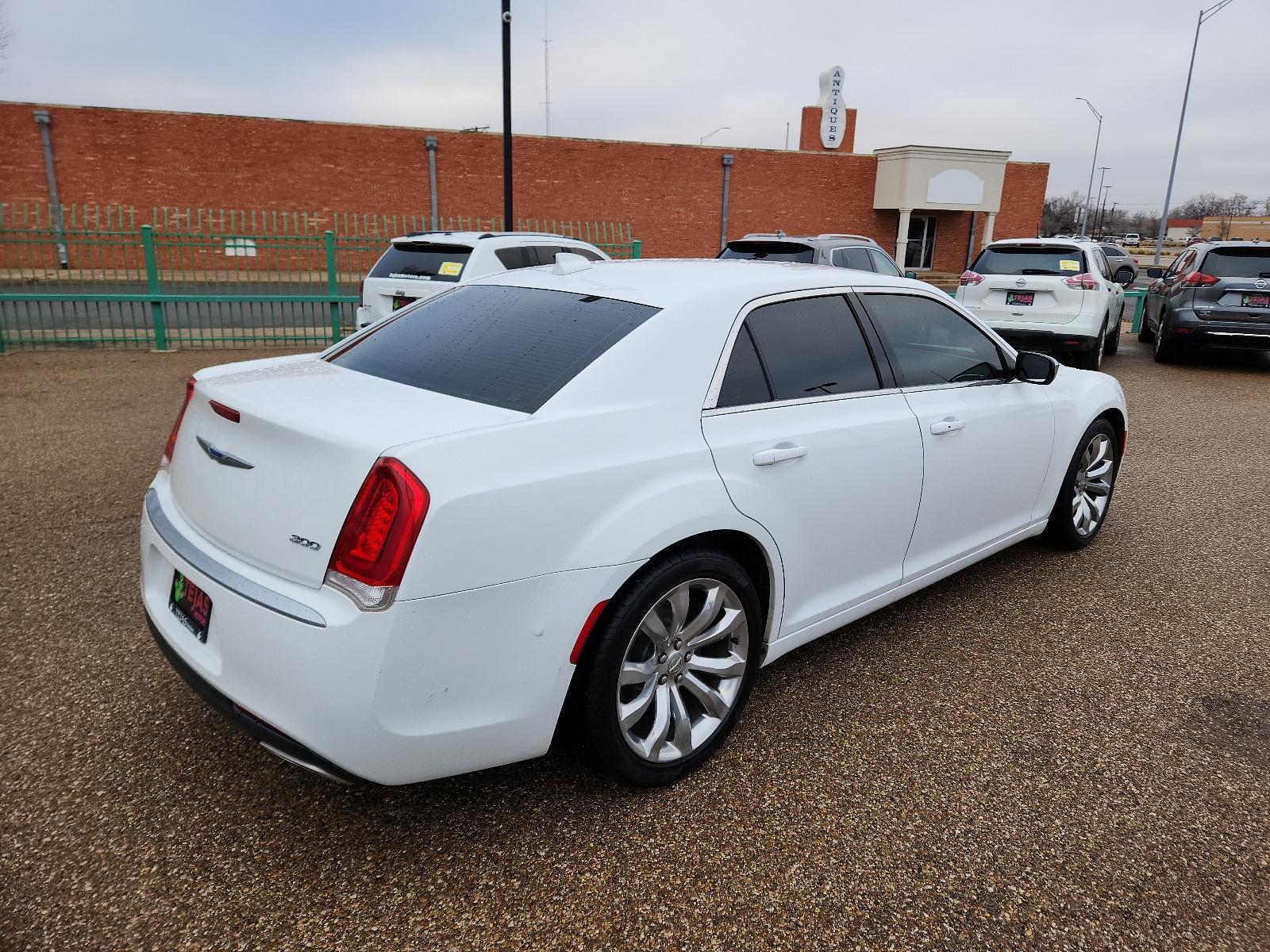 2018 WHITE Chrysler 300 Touring (2C3CCAAGXJH) with an ENGINE: 3.6L V6 24V VVT engine, located at 4110 Avenue Q, Lubbock, 79412, 33.556553, -101.855820 - 01/24/2024 INSPECTION IN ENVELOPE GOD 01/30/2024 KEY IN ENVELOPE GOD - Photo #1