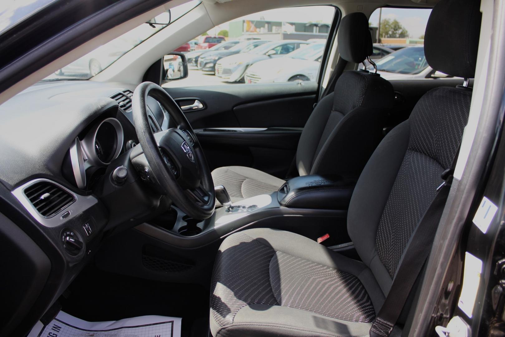 2018 Pitch Black Clearcoat - PX8 /Black - E5X9 Dodge Journey SE (3C4PDCAB9JT) with an ENGINE: 2.4L I4 DOHC 16V DUAL VVT engine, located at 4110 Avenue Q, Lubbock, 79412, 33.556553, -101.855820 - 12/04/2024 KEY AND INSPECTION IN ENVELOPE GOD- Photo#6