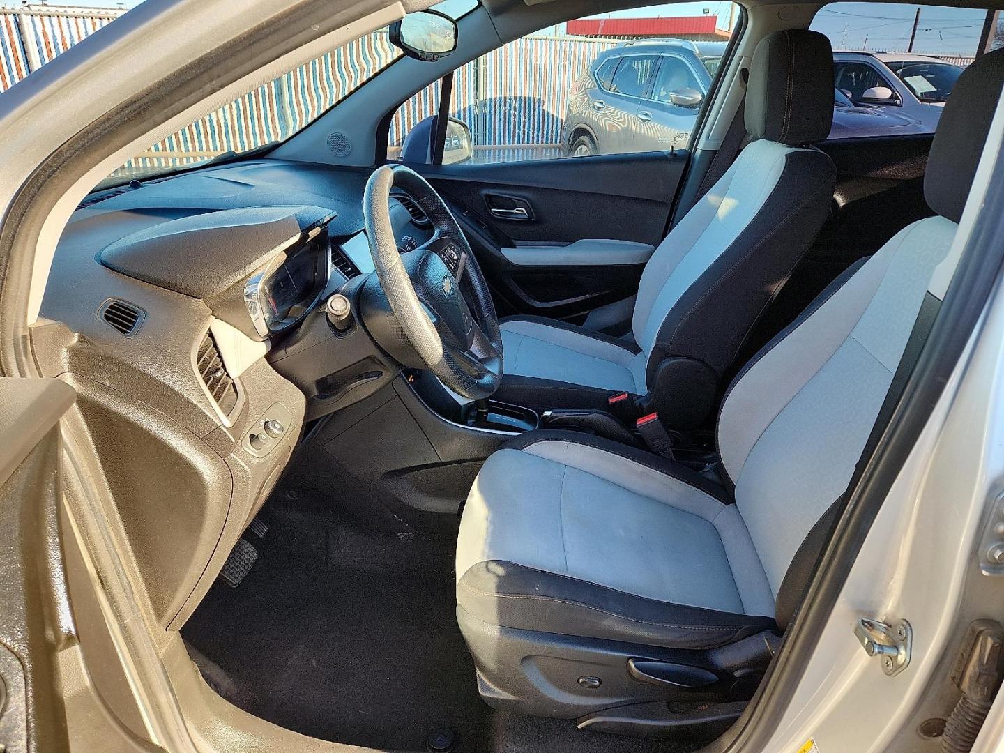 2018 Chevrolet Trax LS (3GNCJKSB8JL) with an ECOTEC 1.4L I-4 DOHC, VVT variable valve control, intercooled turbo, regular unleaded, engine with 138HP engine, located at 4110 Avenue Q, Lubbock, 79412, 33.556553, -101.855820 - 01/10/2026 KEY IN ENVELOPE GOD - Photo#6