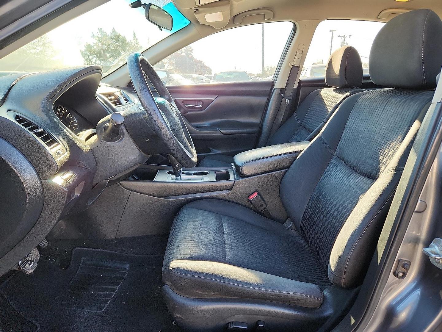 2018 GRAY Nissan Altima 2.5 S (1N4AL3AP3JC) with an 2.5L I-4 DOHC, variable valve control, regular unleaded, engine with 179HP engine, located at 4110 Avenue Q, Lubbock, 79412, 33.556553, -101.855820 - 12/05/2025 KEY IN ENVELOPE GOD - Photo#6