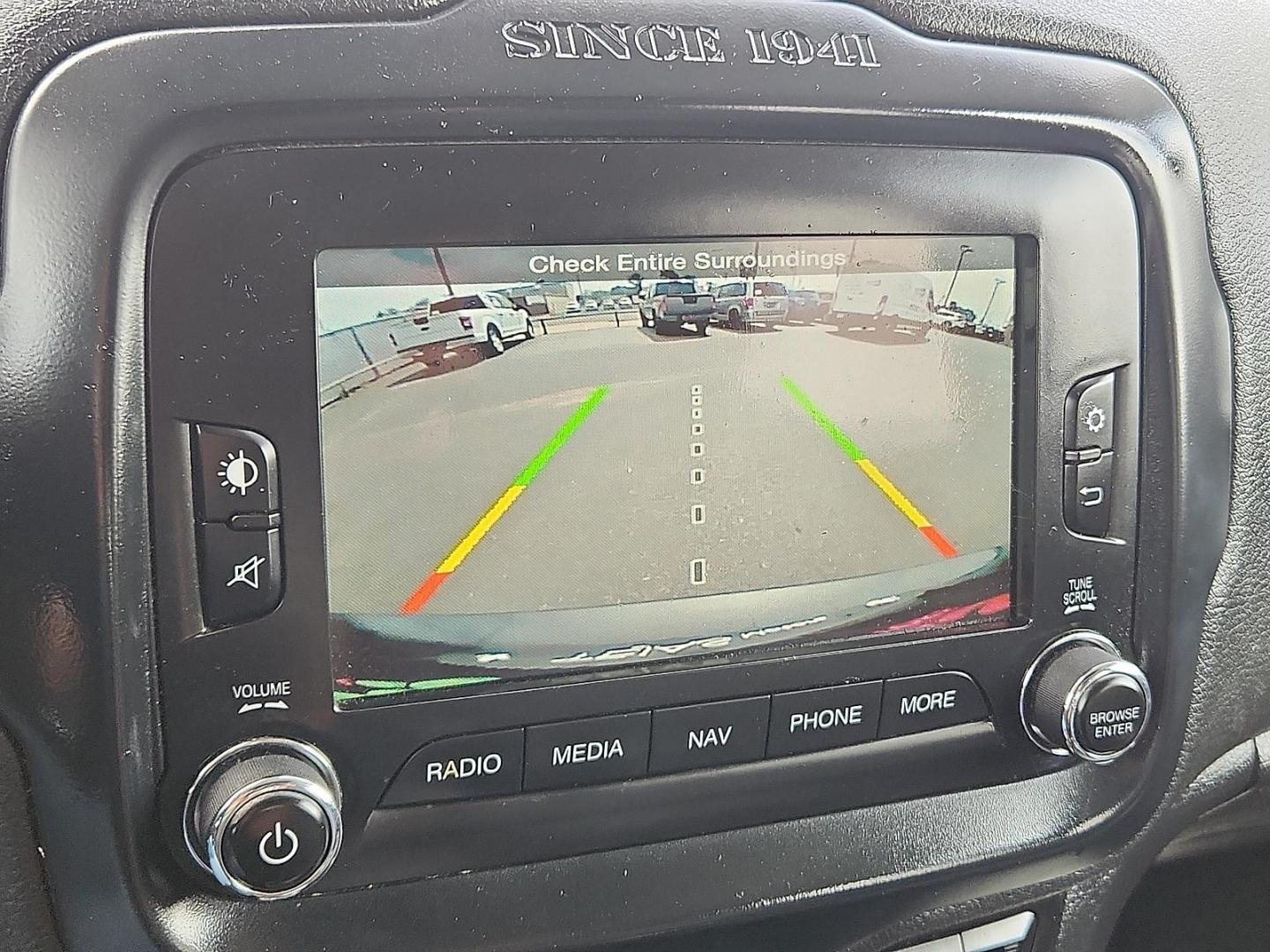 2016 Granite Crystal Metallic Clearcoat - PAU /Black - X9 Jeep Renegade Limited (ZACCJBDT6GP) with an Tigershark MultiAir 2.4L I-4 variable valve control, regular unleaded, engine with 180HP engine, located at 4110 Avenue Q, Lubbock, 79412, 33.556553, -101.855820 - Photo#8