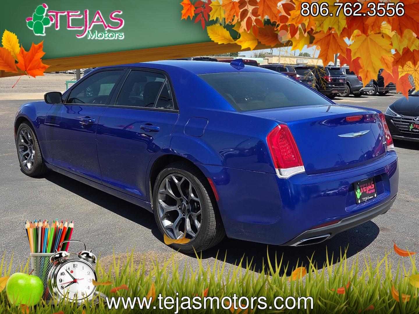2018 Ocean Blue Metallic Clearcoat - PBM /Black - X9 Chrysler 300 Touring (2C3CCAAG2JH) with an Pentastar 3.6L V-6 DOHC, variable valve control, regular unleaded, engine with 292HP engine, located at 4110 Avenue Q, Lubbock, 79412, 33.556553, -101.855820- Photo#3
