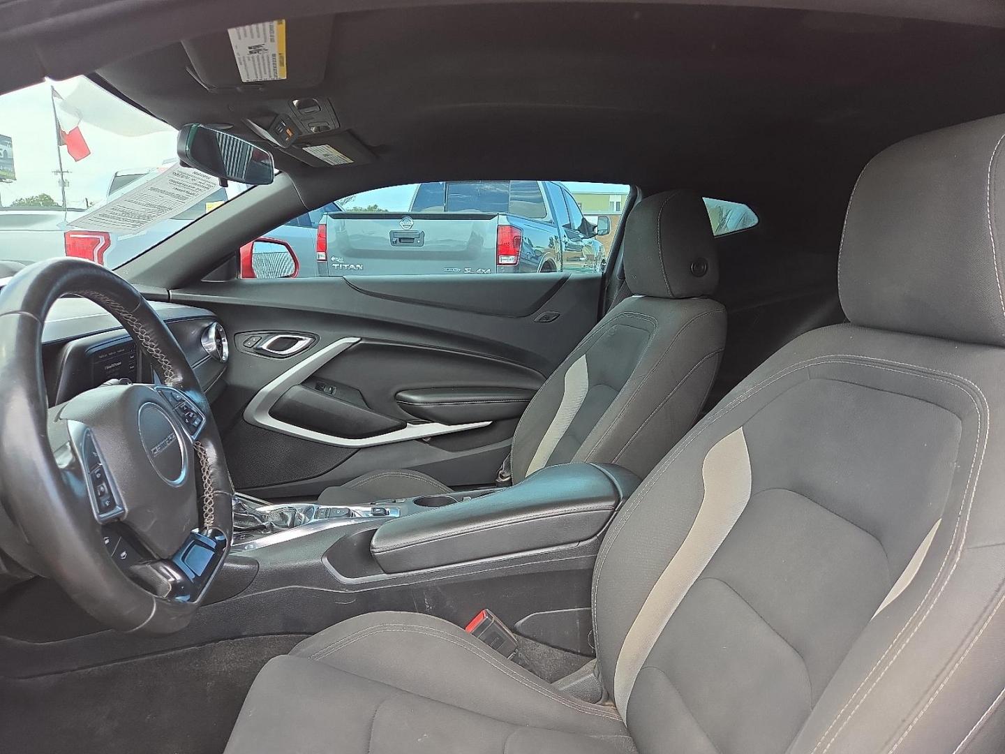 2020 Red Hot - G7C /Jet Black - H1T Chevrolet Camaro RWD Coupe 1LT (1G1FB1RX5L0) with an 2L I-4 gasoline direct injection, DOHC, variable valve control, intercooled turbo, premium unleaded, engine with 275HP engine, located at 4110 Avenue Q, Lubbock, 79412, 33.556553, -101.855820 - Photo#7