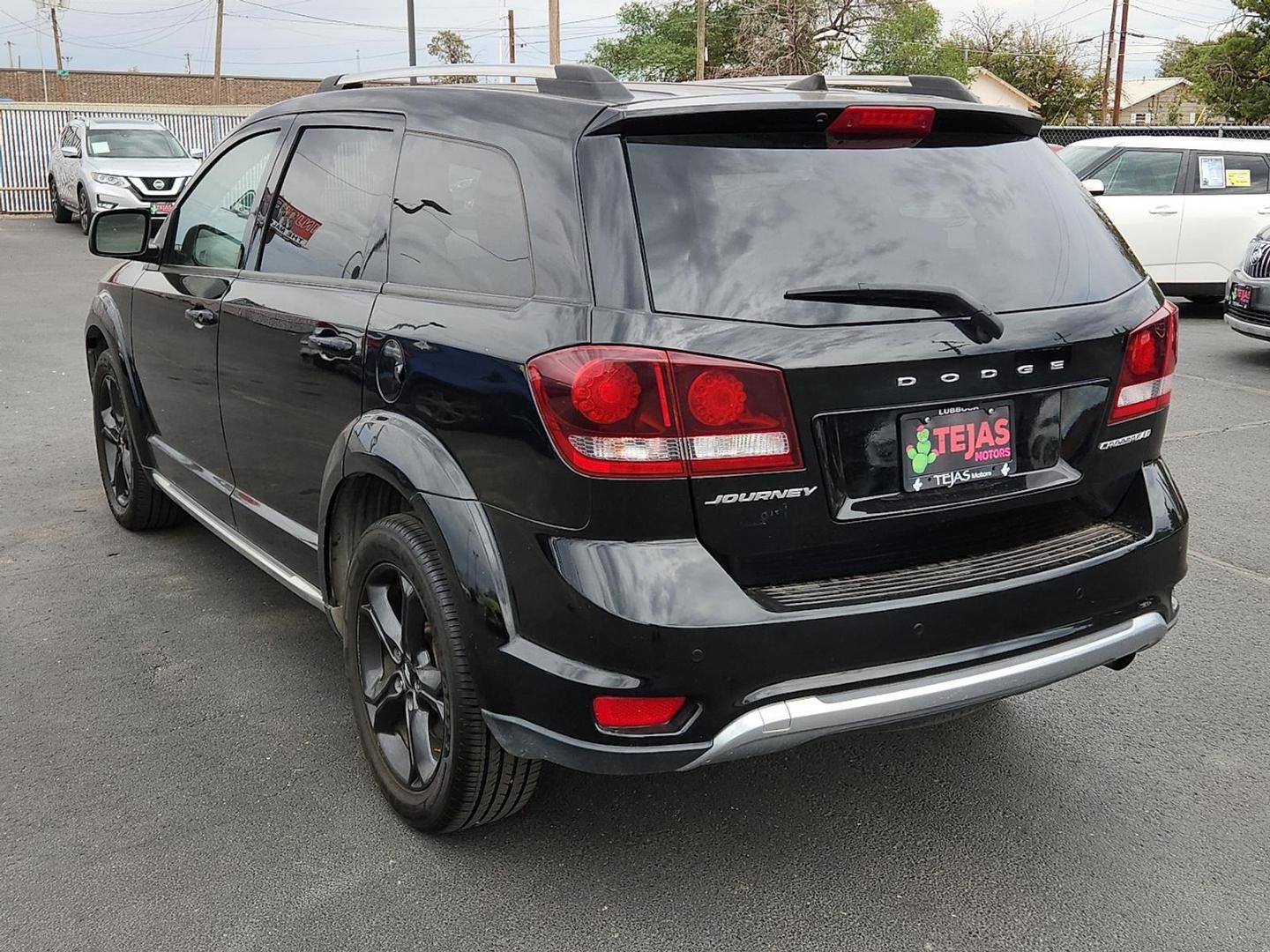 2020 Pitch Black Clearcoat - PX8 /Black - X9 Dodge Journey Crossroad (3C4PDCGB6LT) with an Tigershark MultiAir 2.4L I-4 DOHC, VVT variable valve control, regular unleaded, engine with 173HP engine, located at 4110 Avenue Q, Lubbock, 79412, 33.556553, -101.855820 - Photo#2