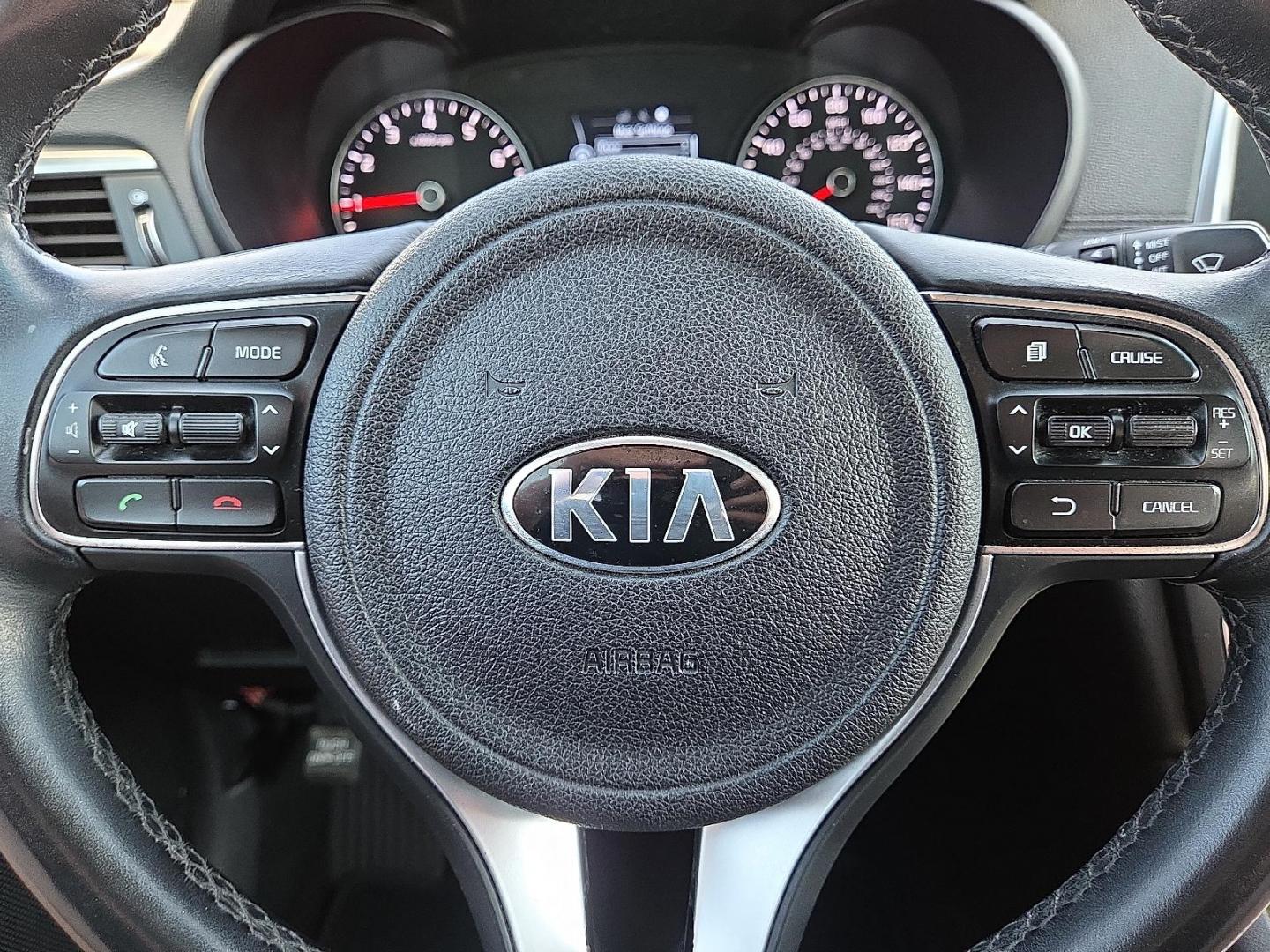 2016 Titanium Gray - IM /Black - WK Kia Optima EX (5XXGU4L33GG) with an Theta II 2.4L I-4 gasoline direct injection, DOHC, CVVT variable valve control, regular unleaded, engine with 185HP engine, located at 4110 Avenue Q, Lubbock, 79412, 33.556553, -101.855820 - Photo#11