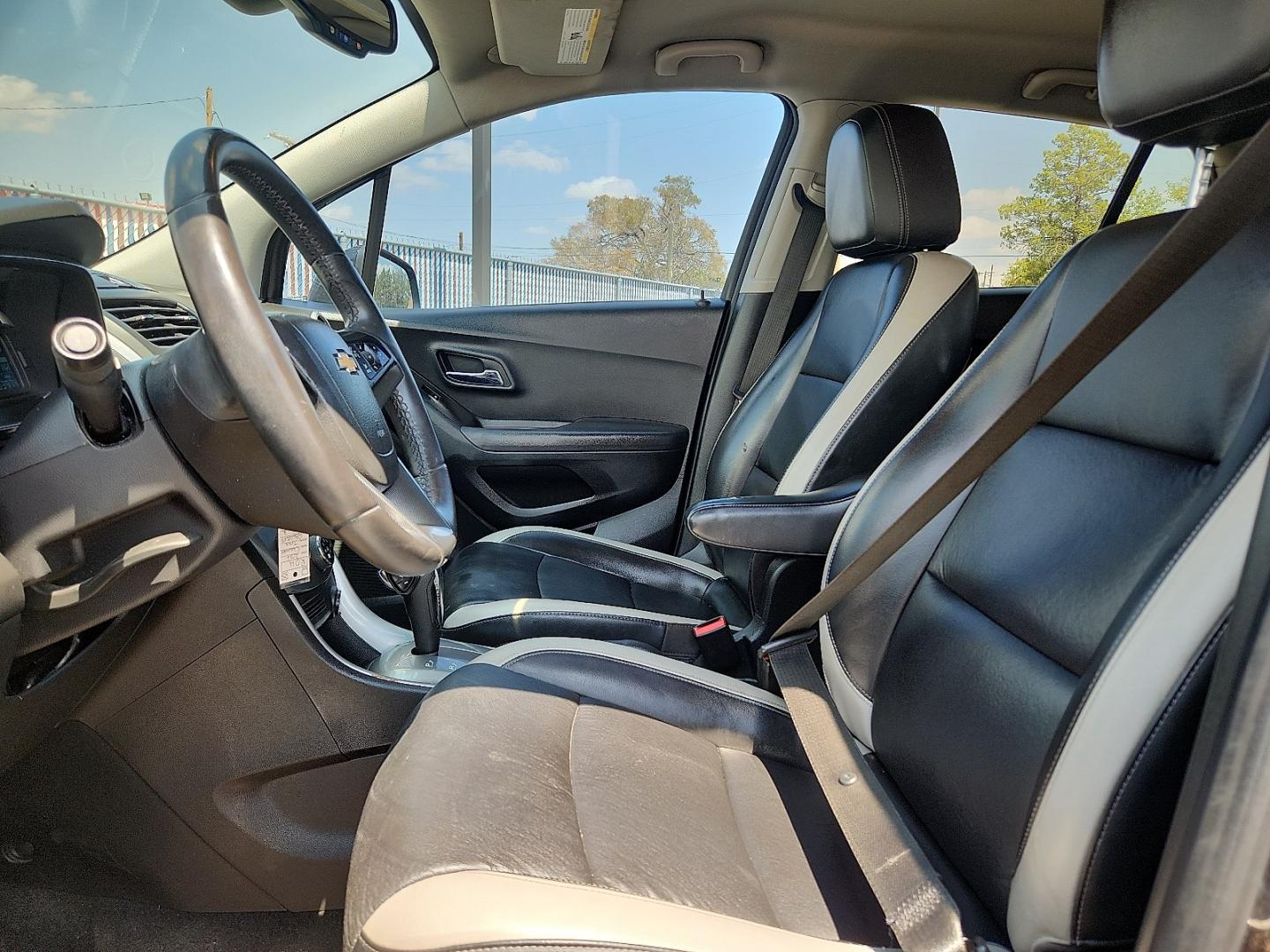 2016 Mosaic Black Metallic - GB8 /Jet Black - AEW Chevrolet Trax LTZ (KL7CJMSB6GB) with an Ecotec 1.4L I-4 DOHC, variable valve control, intercooled turbo, regular gasoline, engine with 138HP engine, located at 4110 Avenue Q, Lubbock, 79412, 33.556553, -101.855820- Photo#7