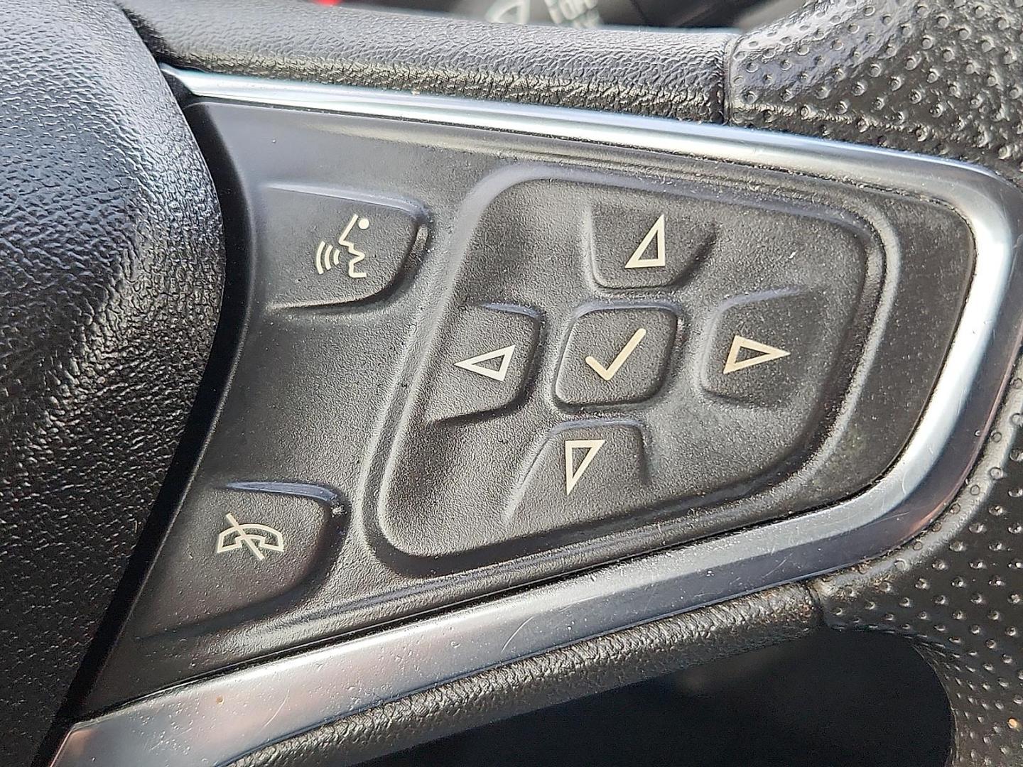 2019 SILVER /Black Chevrolet Equinox LT (2GNAXUEV5K6) with an 1.5L I-4 gasoline direct injection, DOHC, VVT variable valve control, intercooled turbo, regular unleaded, engine with 170HP engine, located at 4110 Avenue Q, Lubbock, 79412, 33.556553, -101.855820 - 02/17/2026 KEY IN ENVELOPE GOD - Photo#10