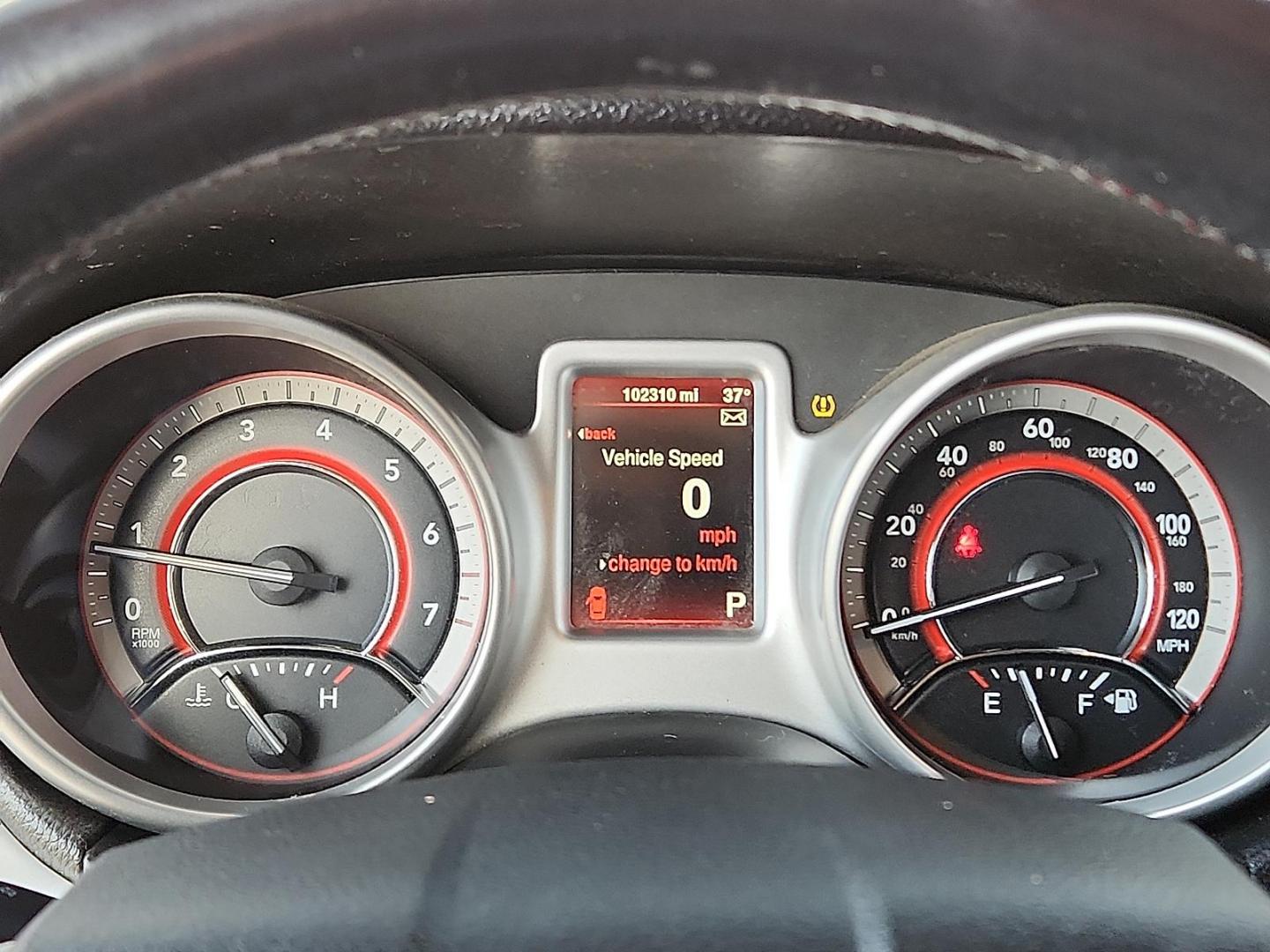 2016 Redline 2 Coat Pearl - PRM /Black - X9 Dodge Journey SXT (3C4PDCBB4GT) with an Tigershark MultiAir 2.4L I-4 DOHC, variable valve control, regular unleaded, engine with 173HP engine, located at 4110 Avenue Q, Lubbock, 79412, 33.556553, -101.855820 - Photo#9