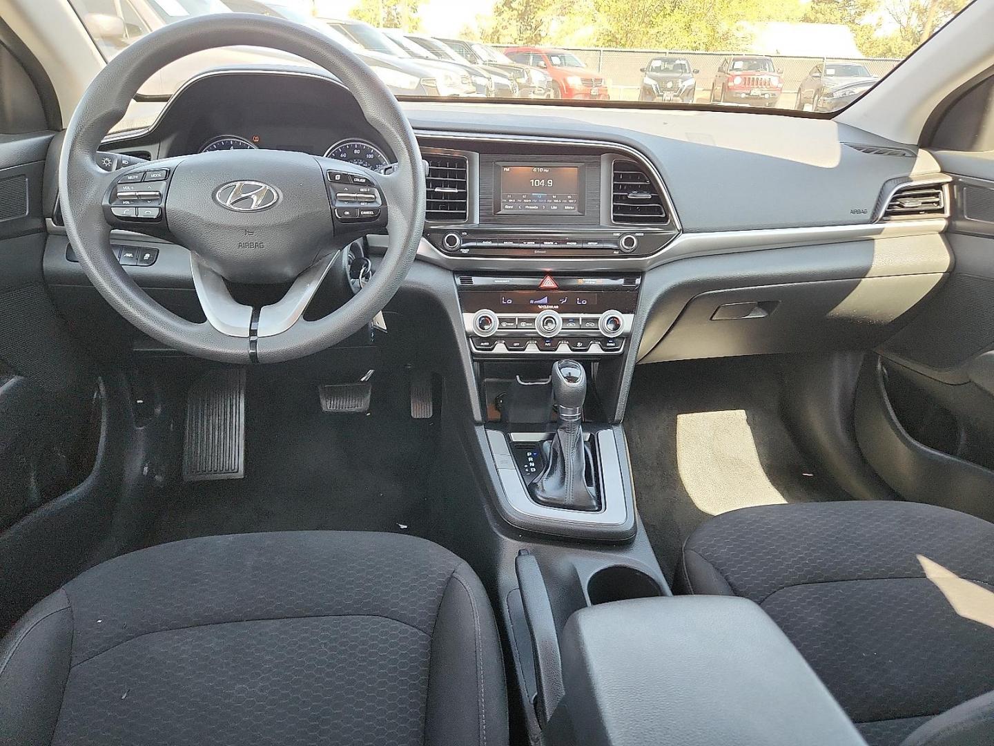 2020 WHITE /Black - C1 Hyundai Elantra SE (5NPD74LF0LH) with an Nu 2L I-4 DOHC, D-CVVT variable valve control, regular unleaded, engine with 147HP engine, located at 4110 Avenue Q, Lubbock, 79412, 33.556553, -101.855820 - Photo#6